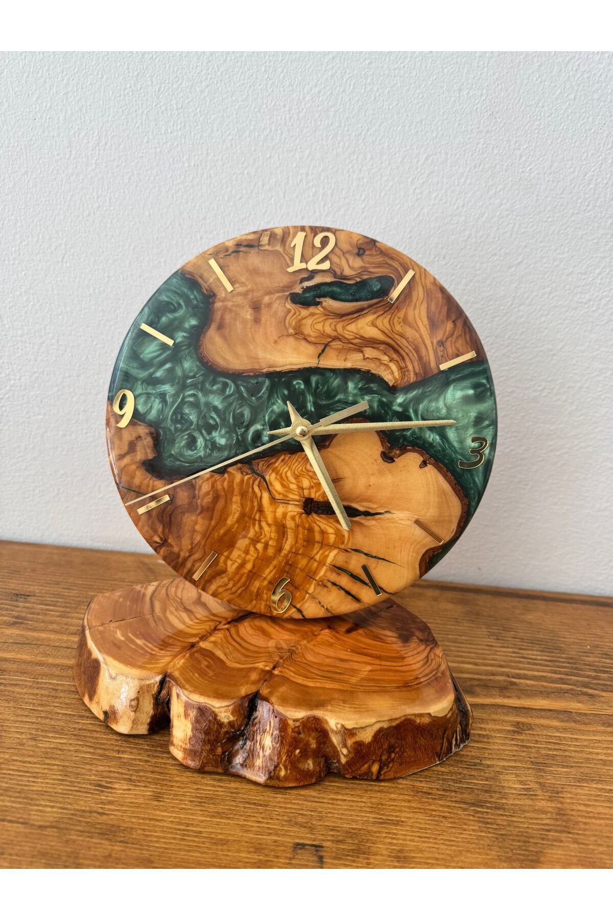 Aksoy Wood Epoksi Zeytin Ağacı Masa Saati (22x22x2cm)