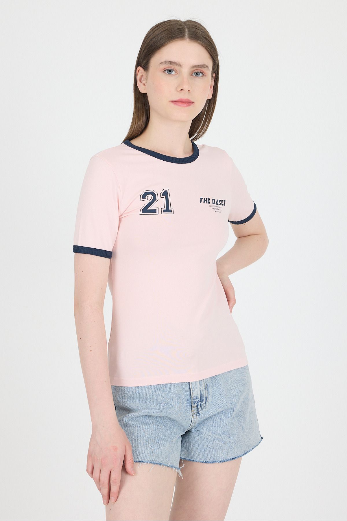 Rays Pudra Ribanalı Yazı Baskılı Slim Fit Tişört 5981
