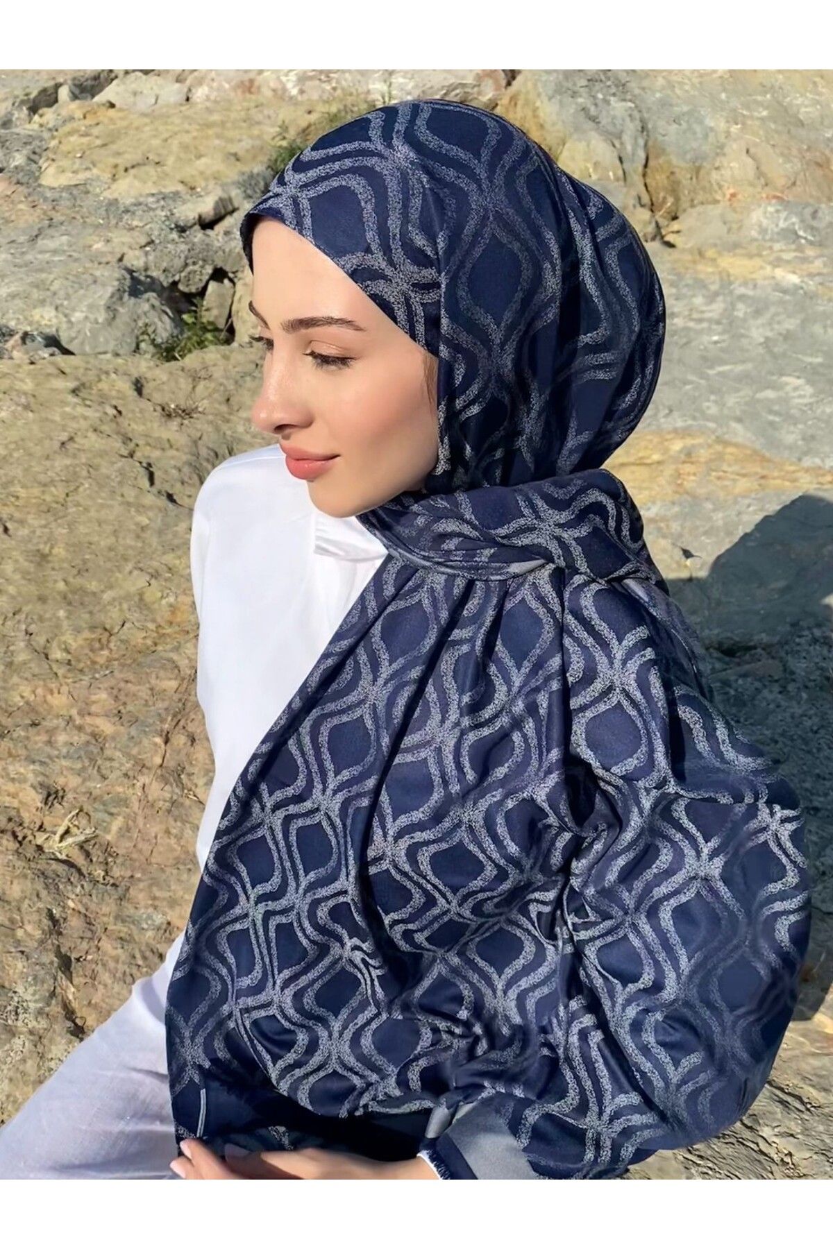 YALENA SCARF Çift Taraflı ipeksi Jakar Şal-