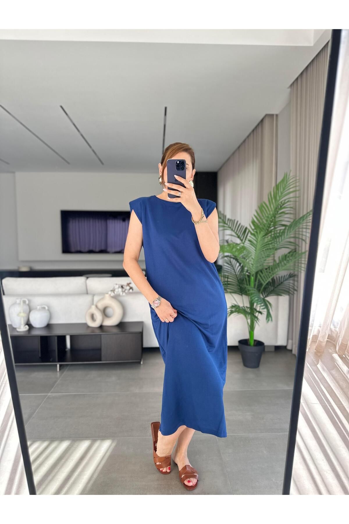 Betül Babacan Lacivert Vatkalı Basic Elbise