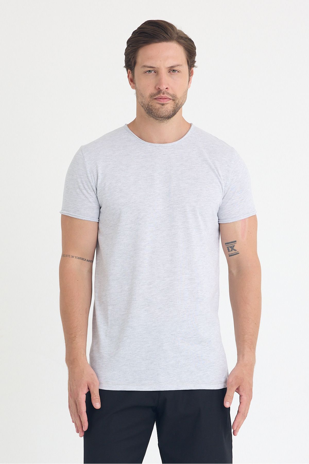 THE ONE Erkek Pis Yaka Basic T-Shirt