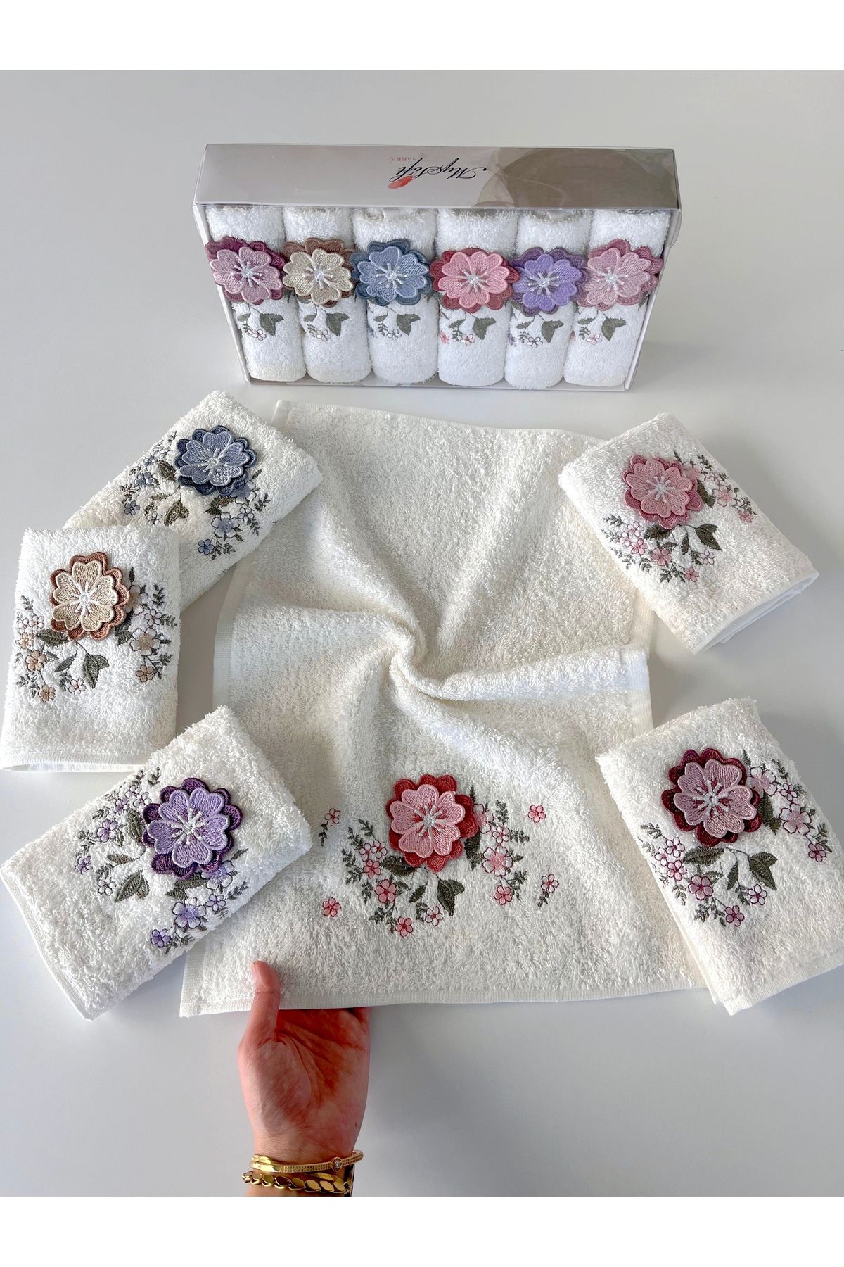 sarra MYSOFT 6'LI 30X50 3D NAKIŞLI HAVLU - MENEKŞE