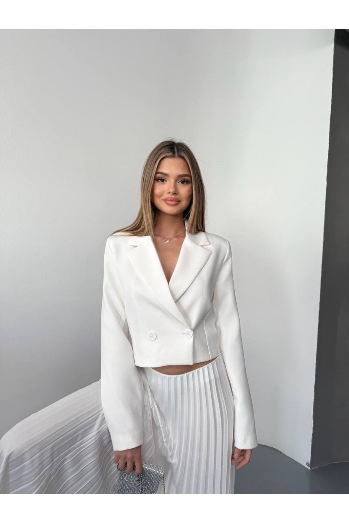 Bahar Altundemir KADIN Düğmeli Kruvaze Crop Blazer Ceket