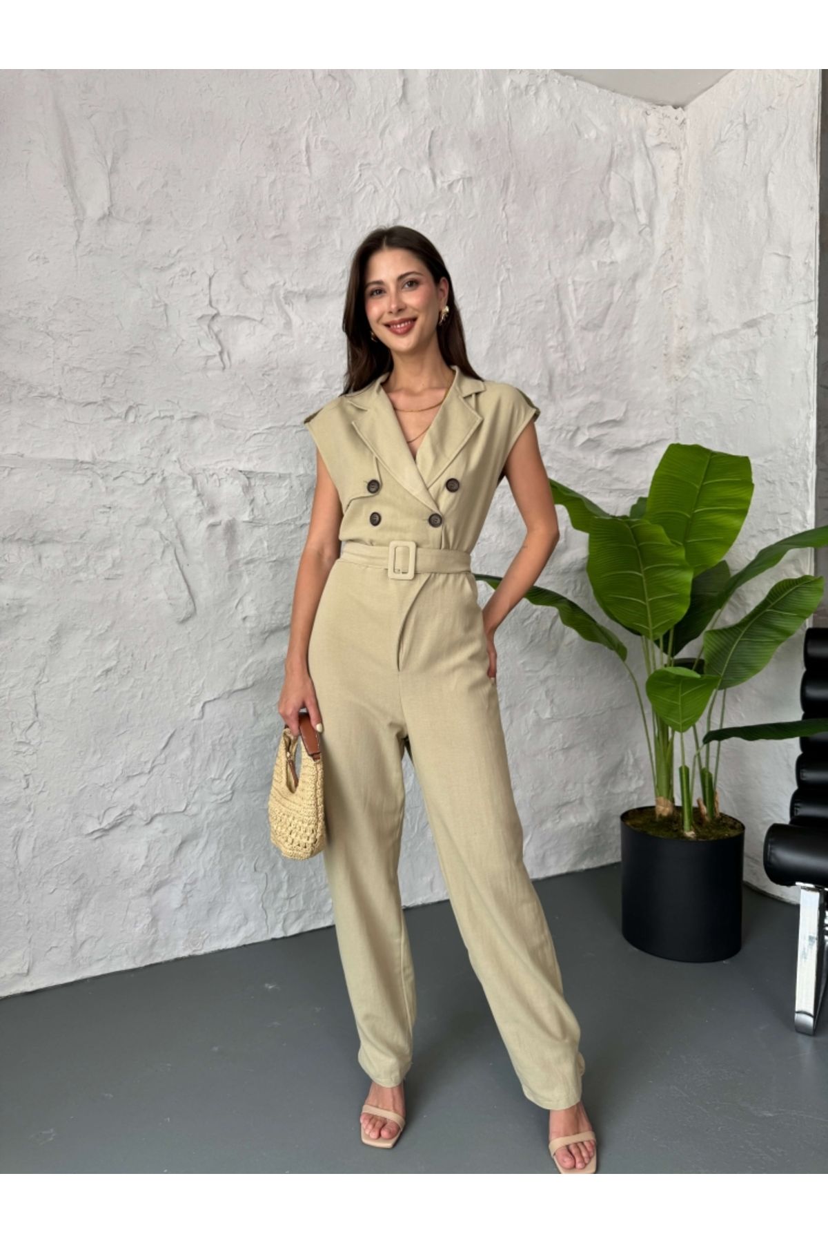 Elif Özbey Butik Haki Dört Düğmeli Keten Tulum