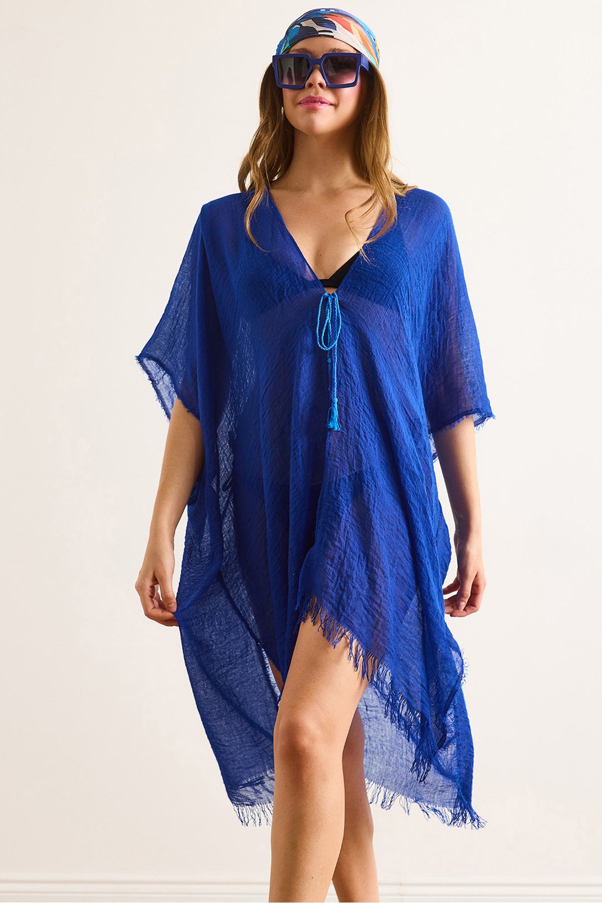 Kadın Saks Mavi Yırtmaçlı Bağlamalı Pareo Kimono KMN-00000063