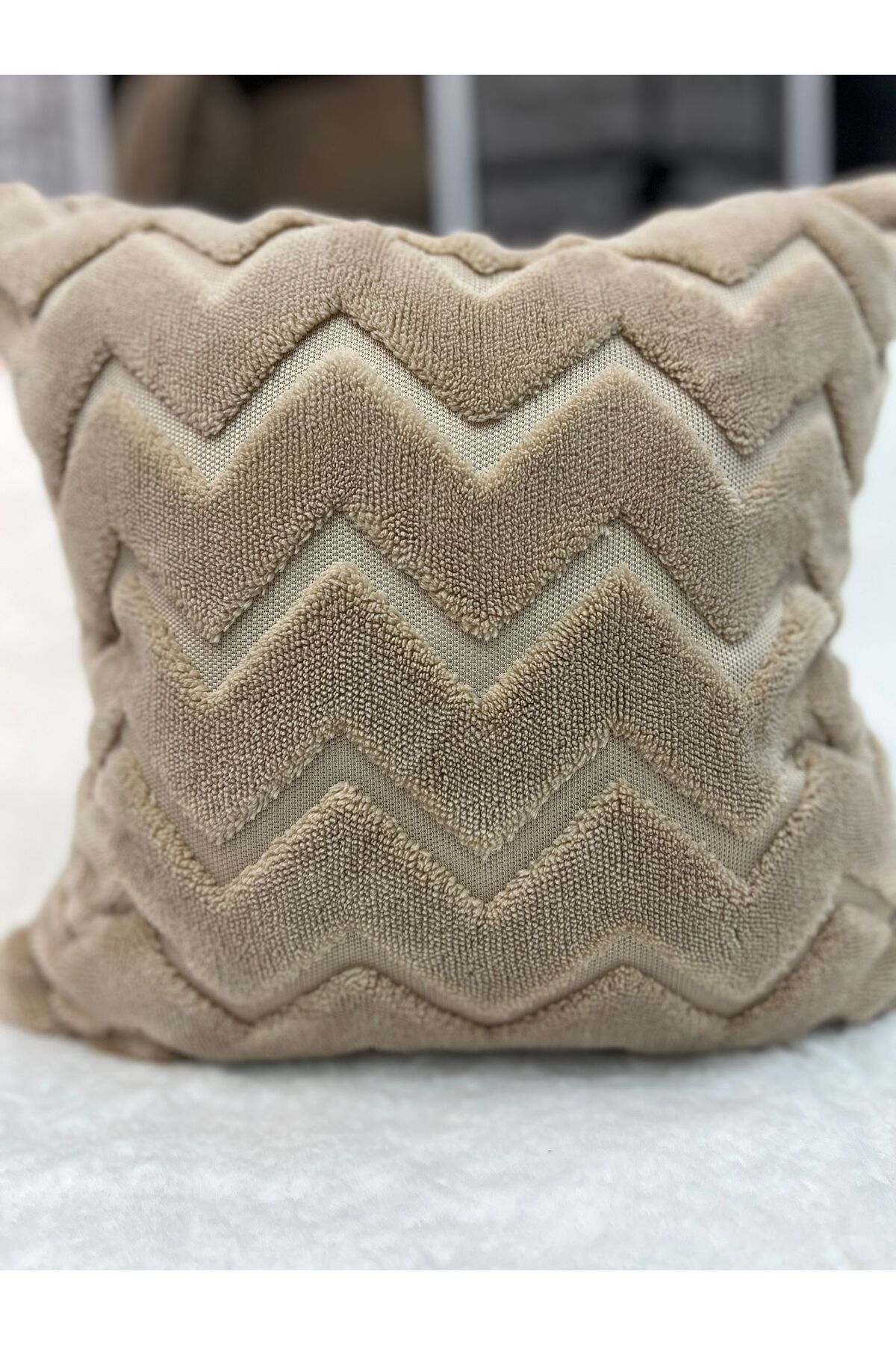 Evinde Tekstil Peluş Kırlent Kılıfı