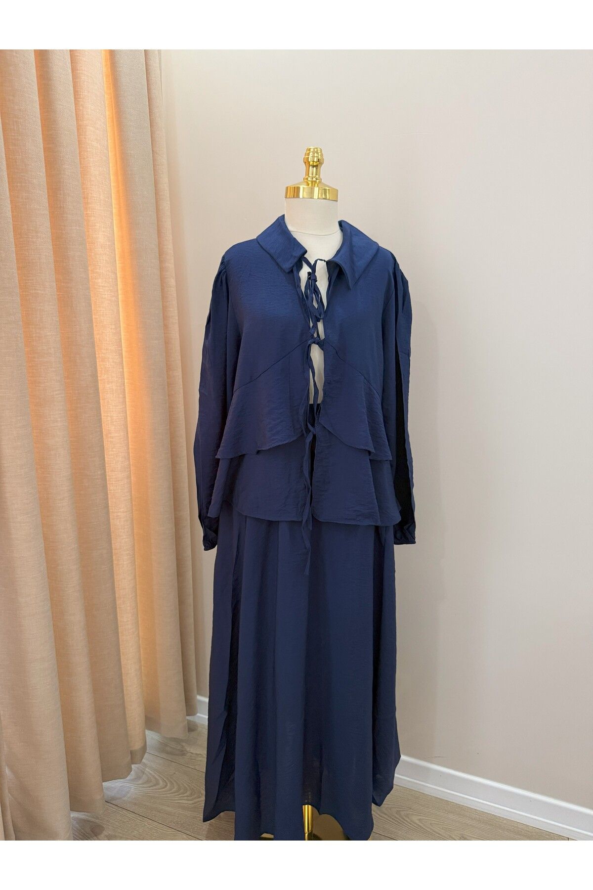 AF Frezya Boutique Fırfır Detaylı Bağlamalı Etekli Takım