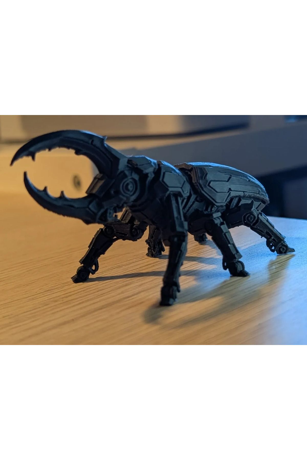 Phigo Efsanevi Robotik Hercules Herkül Böceği 10 cm – Kişiye Özel İsimli, Gerçekçi Koleksiyon Figürü