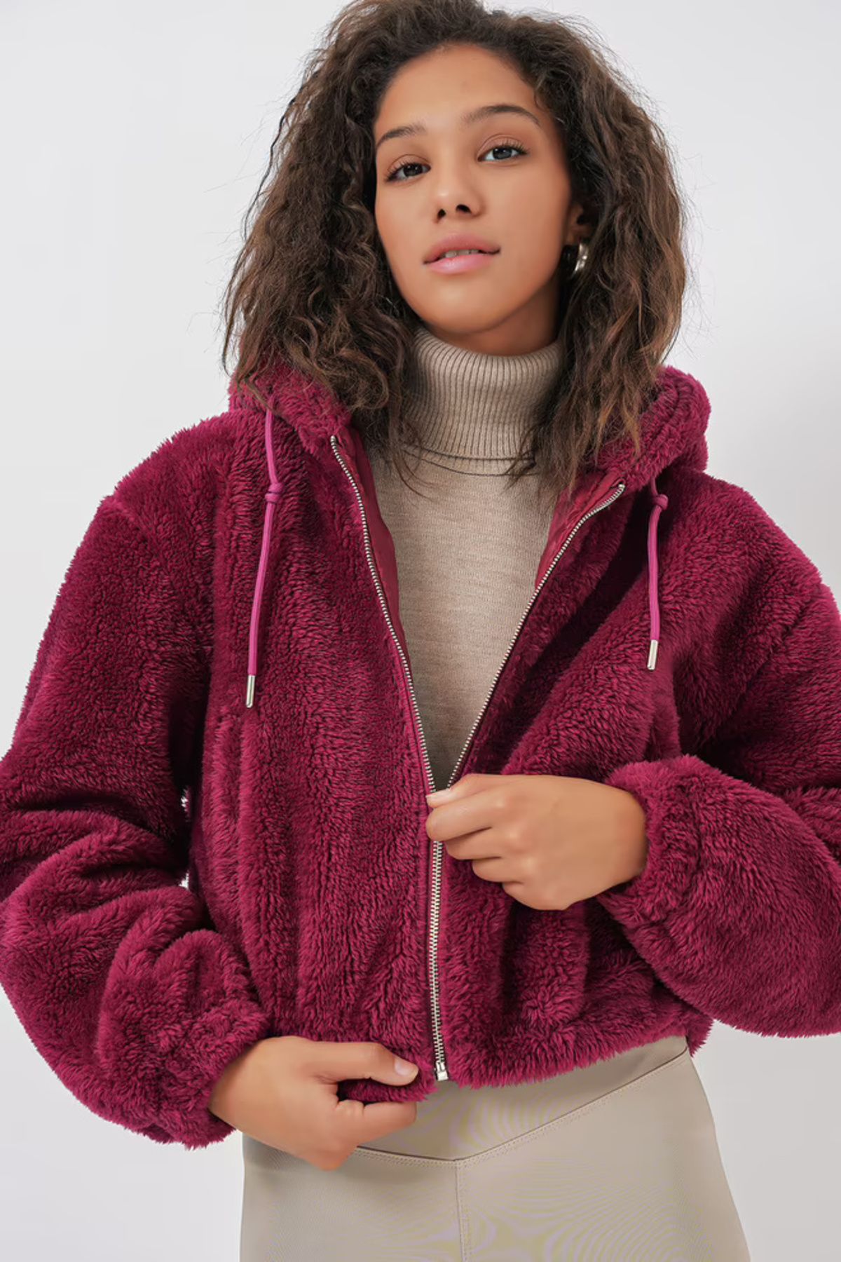 Bare & Bold Kapüşonlu Peluş Crop Ceket