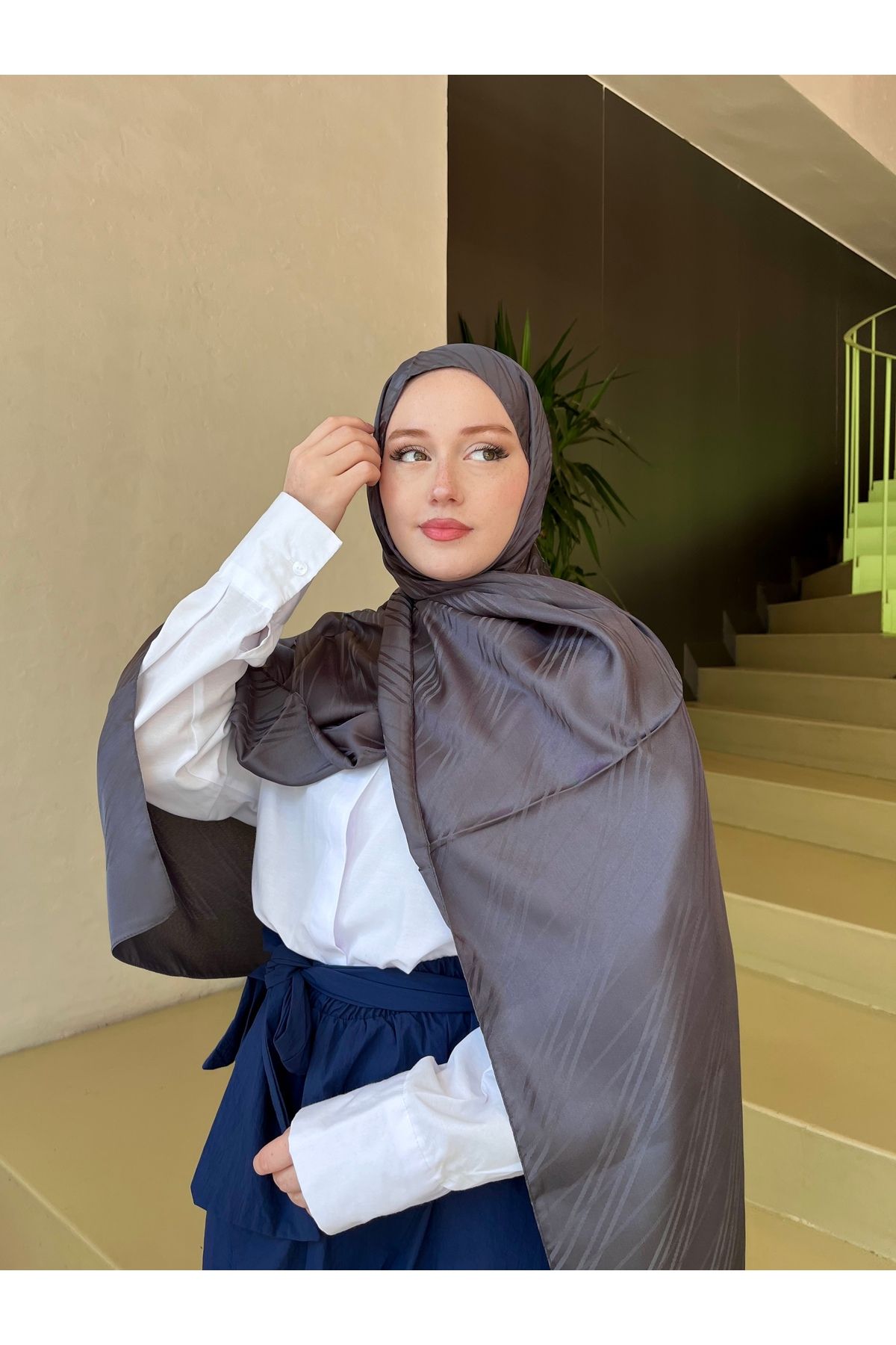 hijabchi İpeksi Jakar Şal Çizgi Desen -