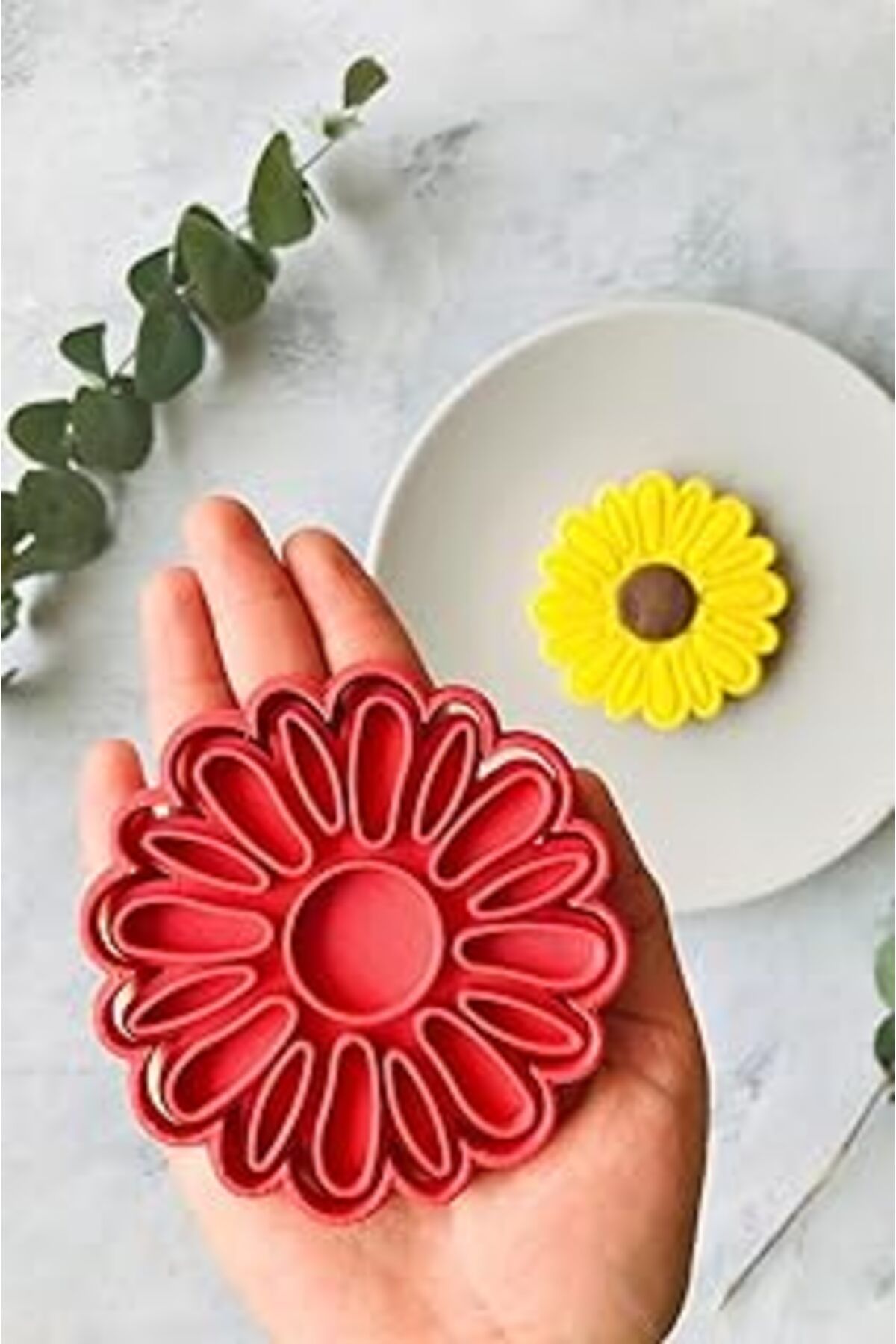 Mu Art Ahşap Cestopieno Kırmızı Papatya 2'Li Hamur Şekillendirici/Kurabiye Kalıbı/Karışık Renk / 9X9 Cm Boyutund