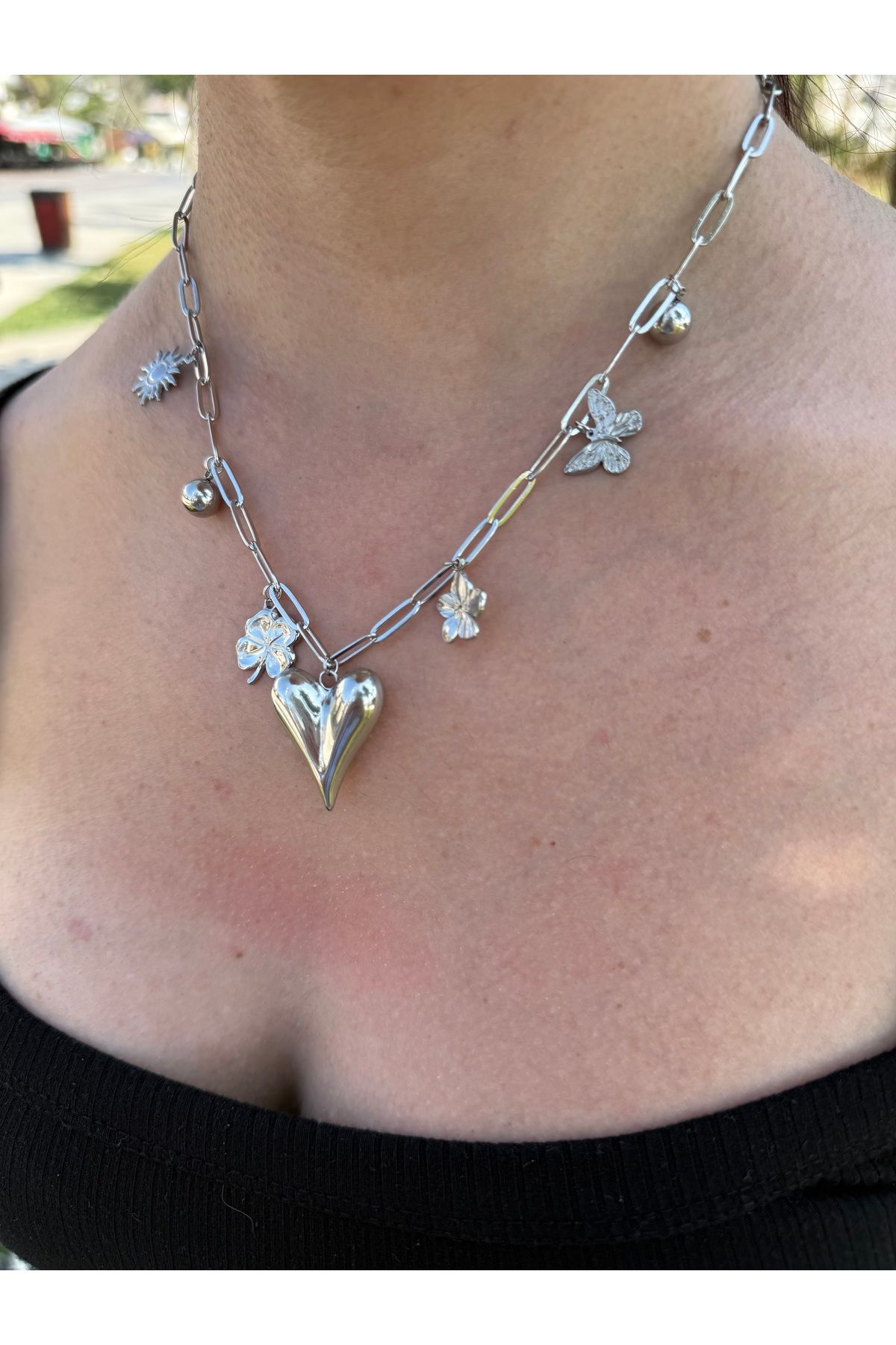ARMELİA ACCESORİES Armelia Accessories – Figür Detaylı Kalın Zincir Kolye (Cowgirl Style)