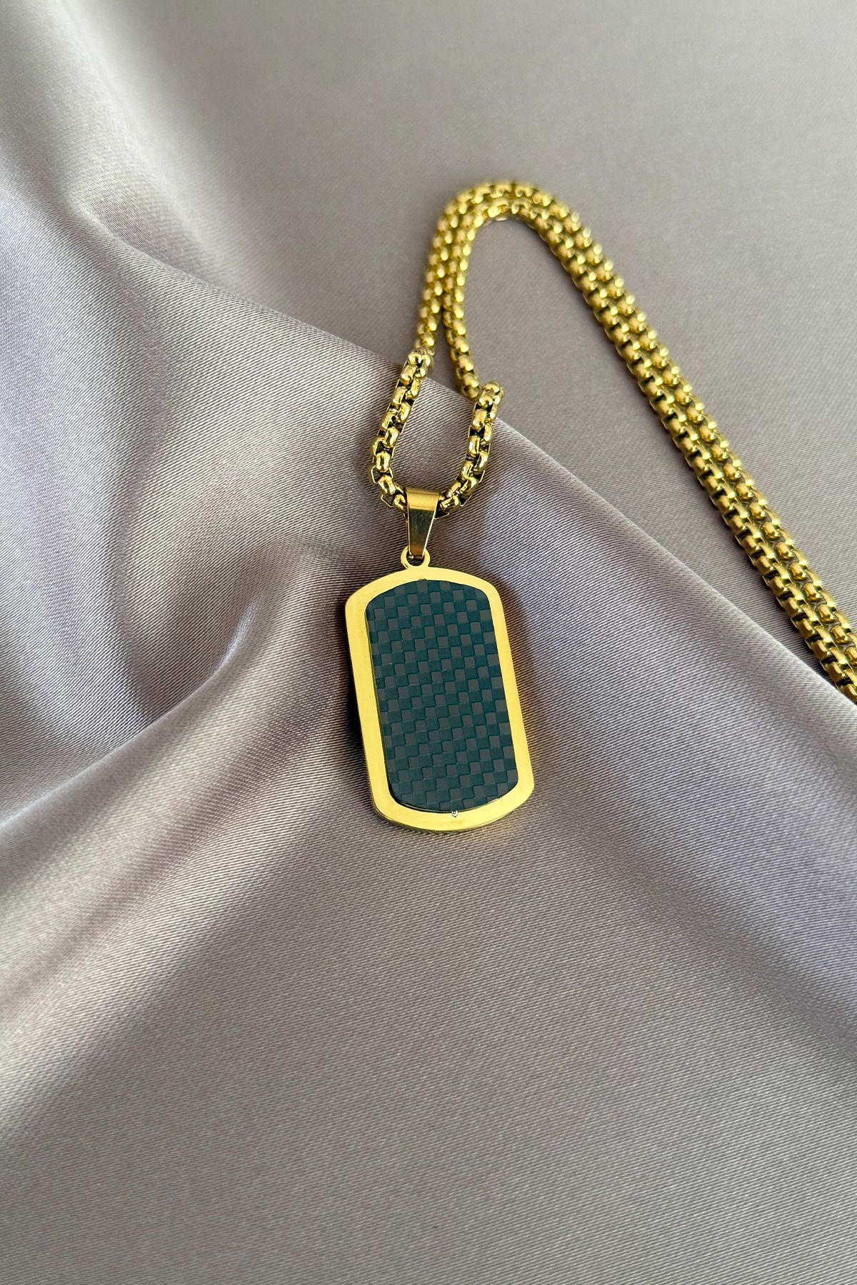 laria jewelry Siyah Taşlı Künye Madalyon Kolye
