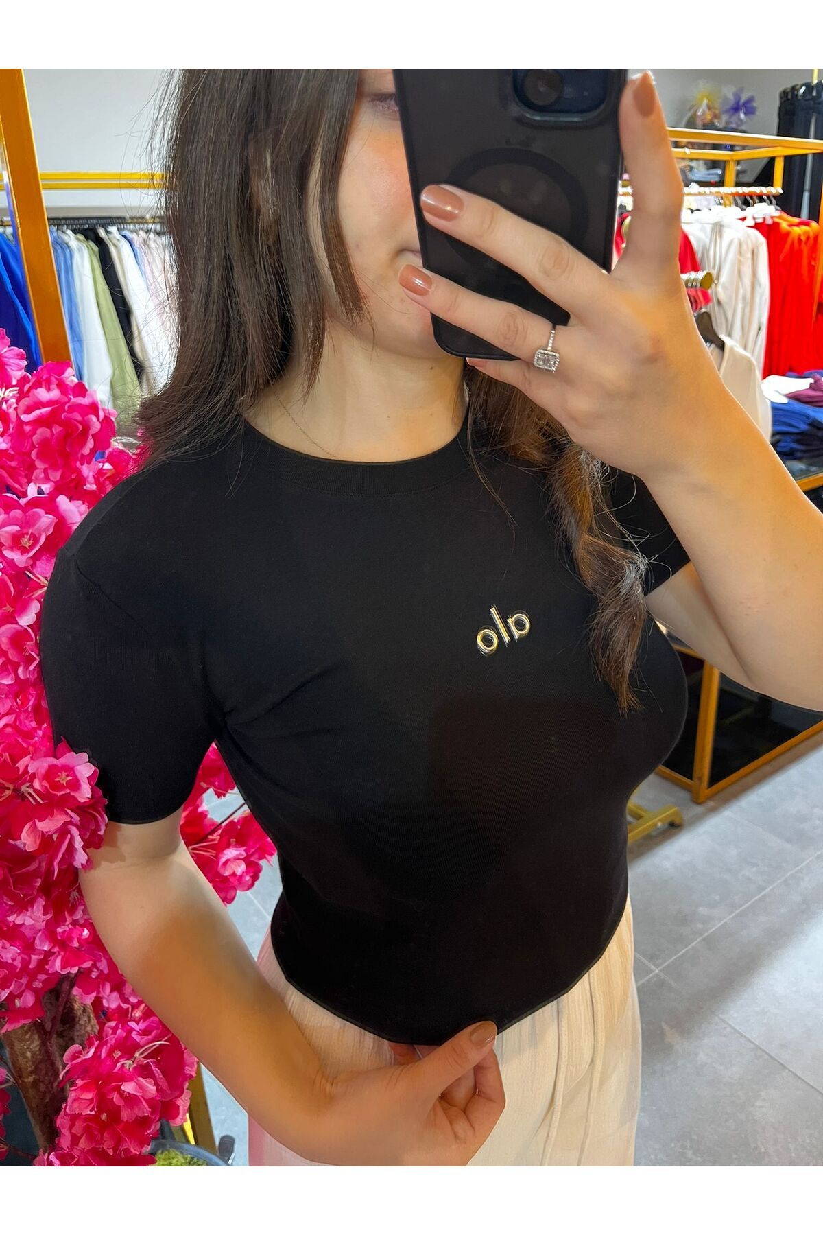 Büşra Fashion Kısa Tişört