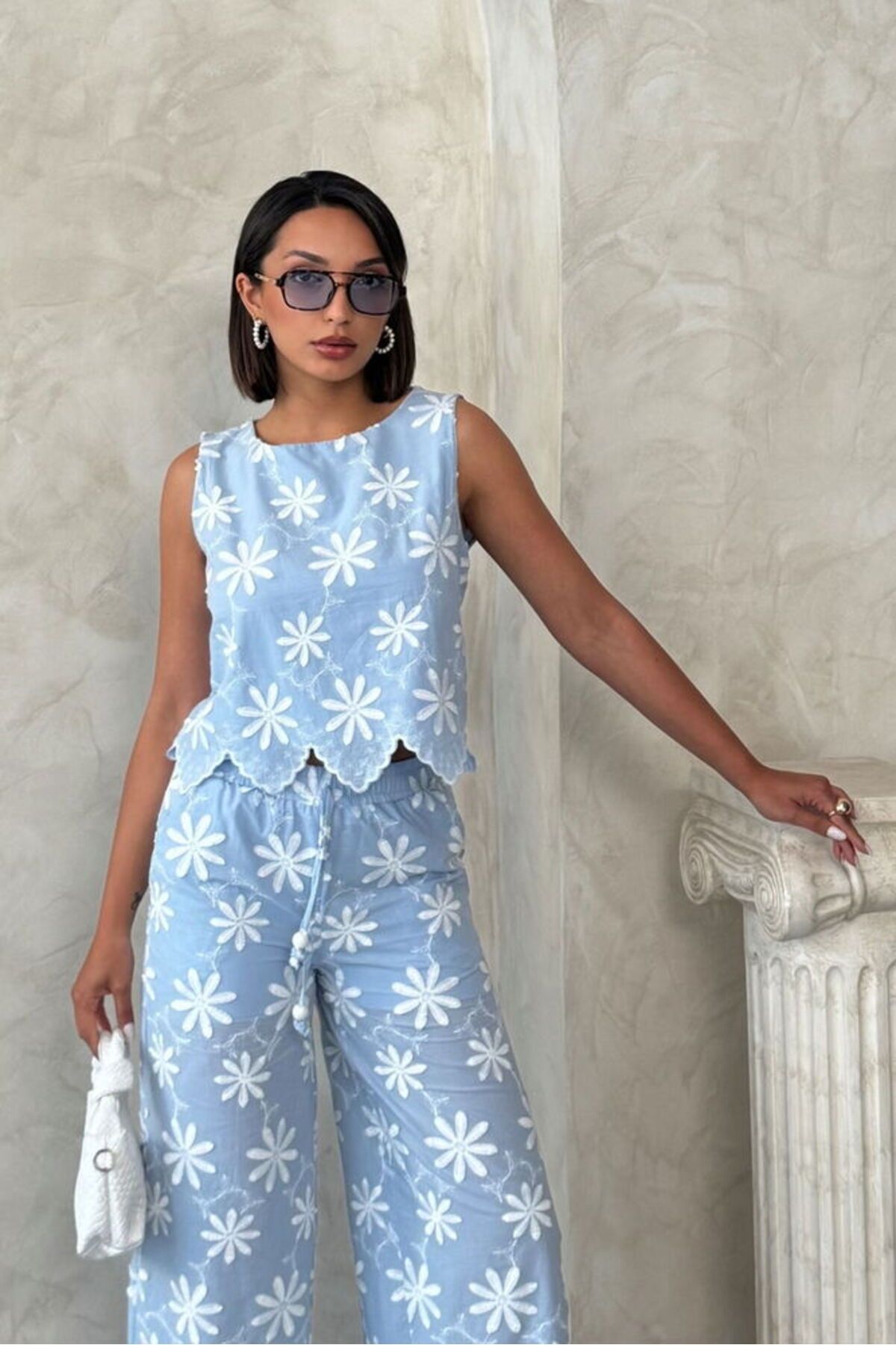 Eliss butik Nakışlı Kolsuz Mavi Bluz