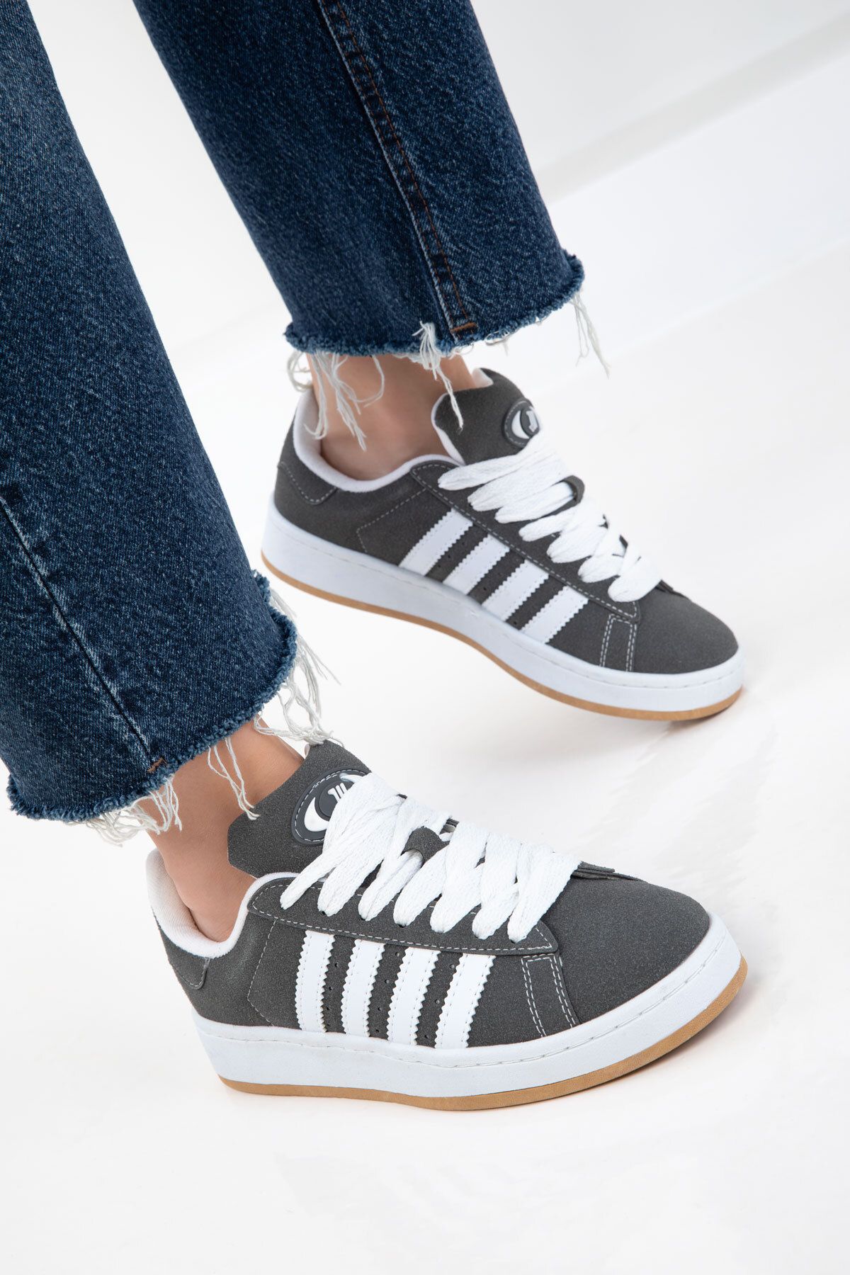 SOHO-Geräucherter Unisex-Sneaker 19000 3