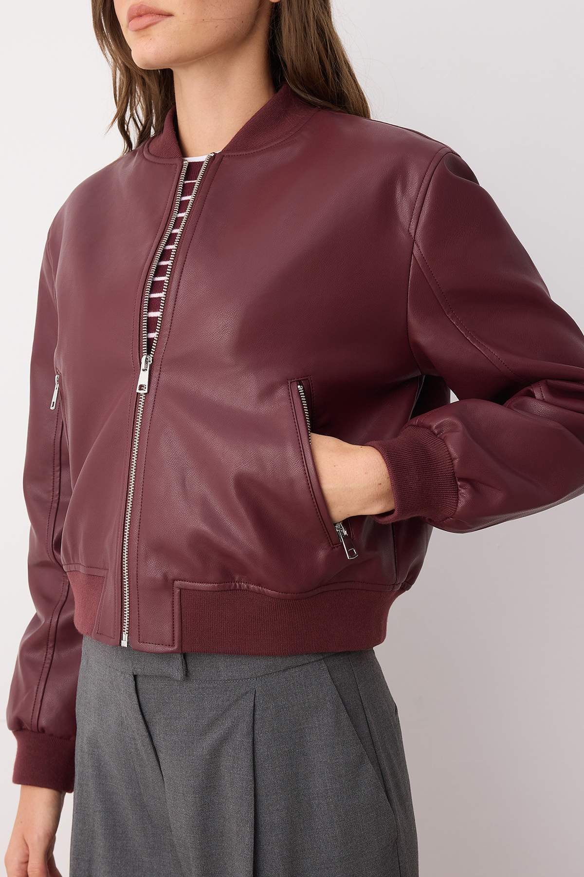 Trendyol Collection Bordó normál szabású műbőr bomber vékony kabát kabátok TWOAW26MO00084