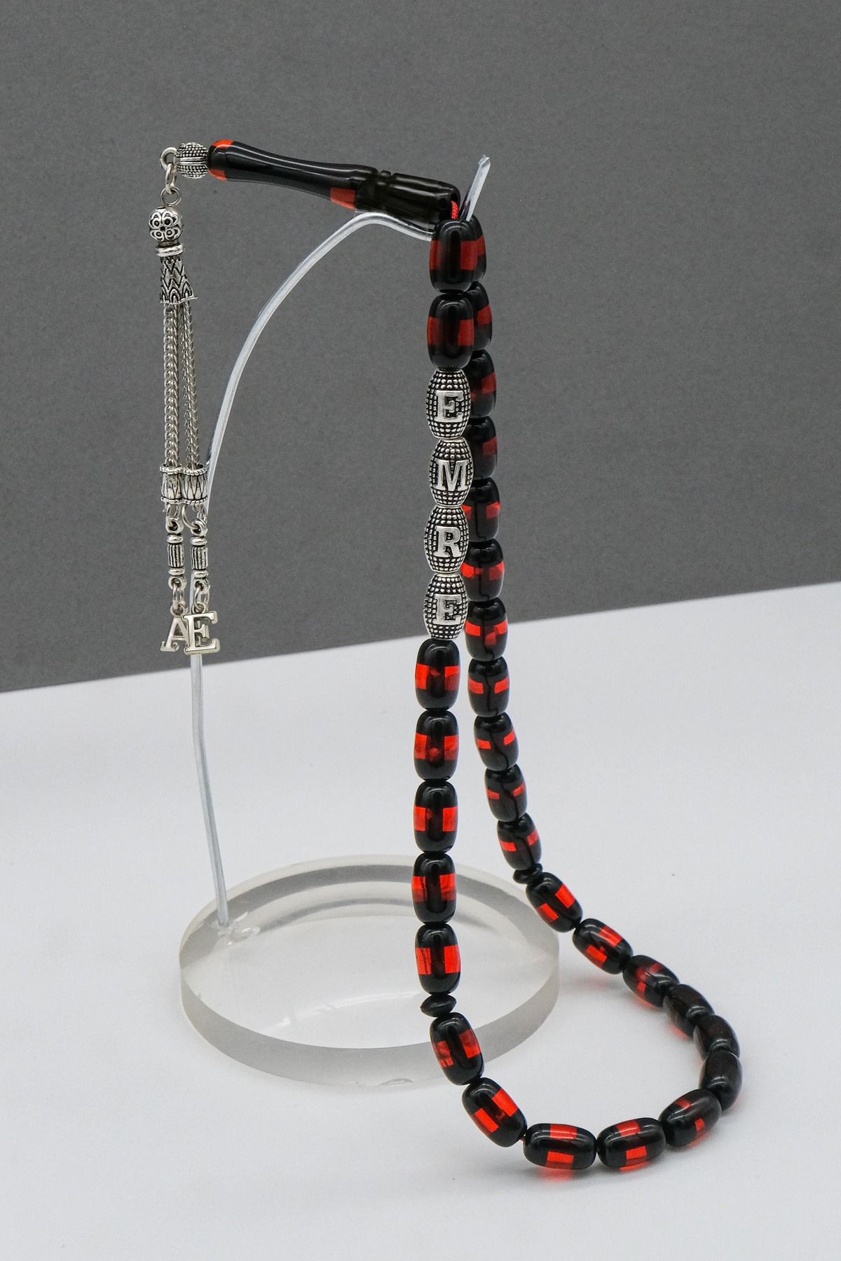 QELA COLLECTION Kişiye Özel Kehribar Tespih – Erkek Hediyelik, Harfli, El Yapımı, Ahşap Kutulu