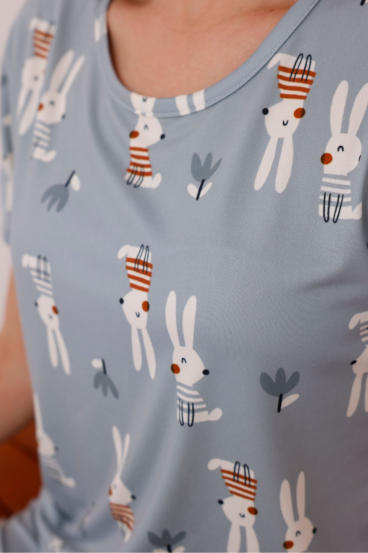 Arvin Pijama Kadın Gray Rabbit Baskılı Yumuşak Dokulu Kısa Kollu Örme Pijama Takımı