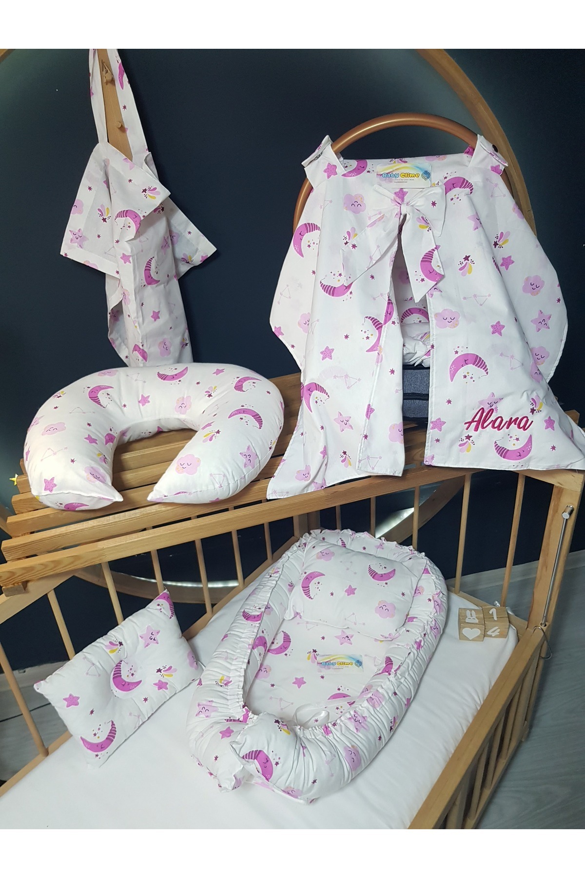 Baby Clime İsimli Nakışlı Puset Örtüsü - 7 Parça Bebek Seti - Babynest, Emzirme Ürünleri ve Puset Takımı fotoğrafı 3 (önizleme)