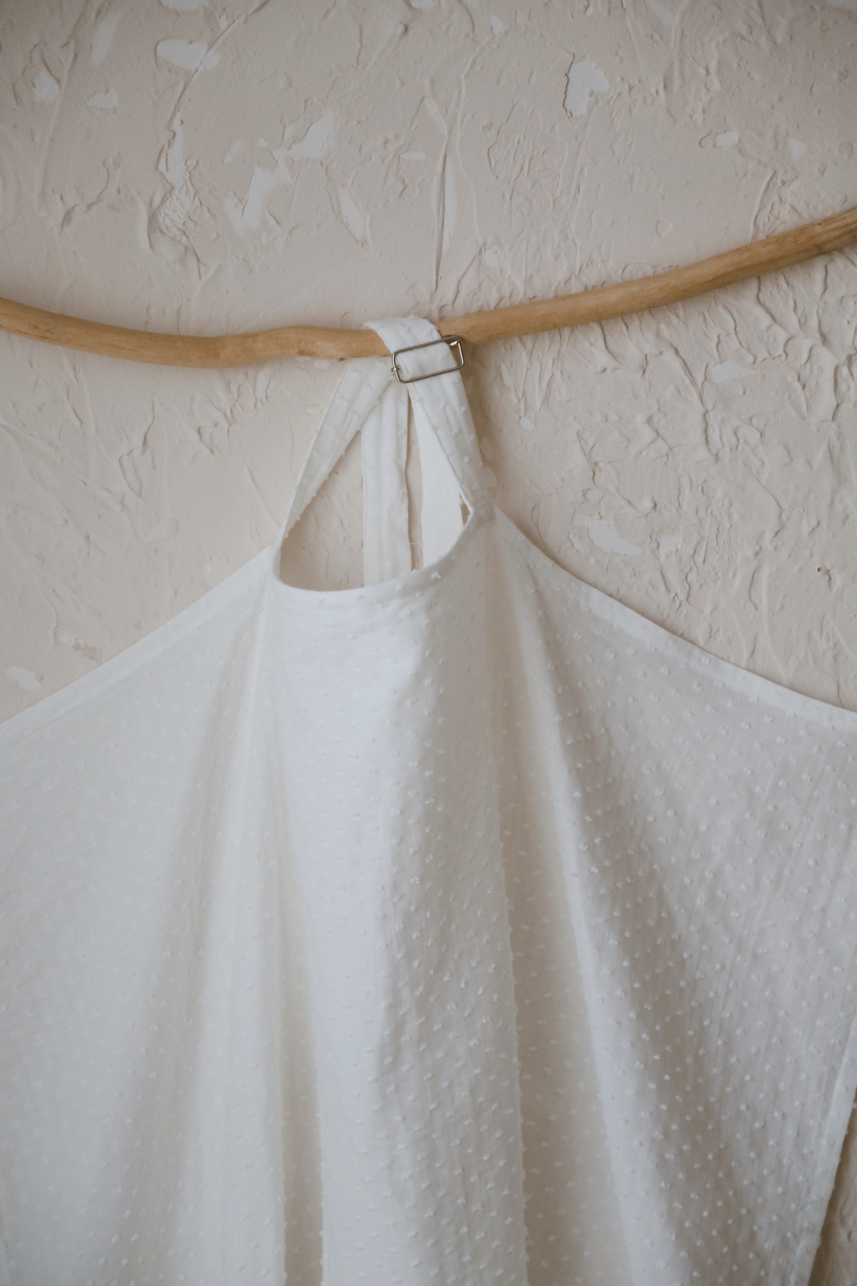 BabyKAR Emzirme Önlüğü Ponponlu Müslin %100 Pamuk - Beyaz fotoğrafı 4 (önizleme)