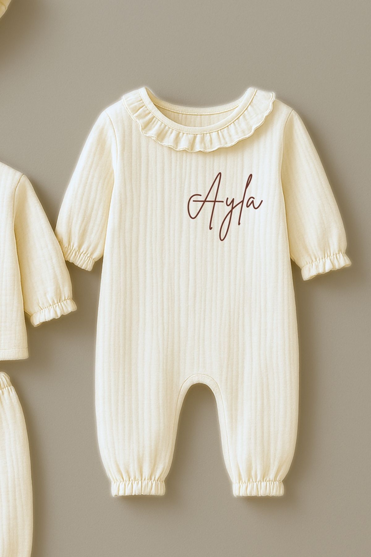 Minytrendy Kız Bebek Isimli 4 Parça Müslin Set Yenidoğan Tulum & Alt Üst Takım Hastane Çıkışı Hediyelik Set fotoğrafı 4 (önizleme)