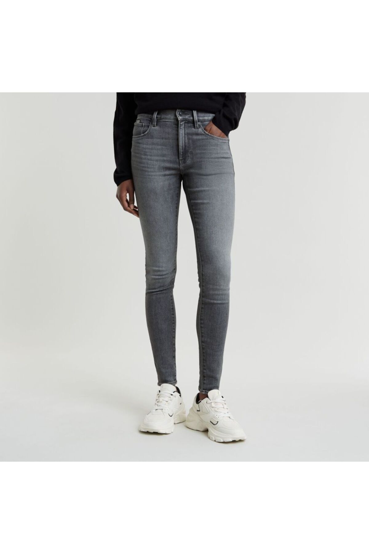 جی استار راو ۳۳۰۱ لاغر زن