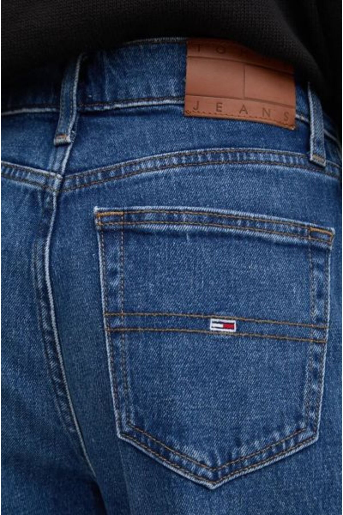 Tommy Hilfiger-BETSY MD LS CH0152 4