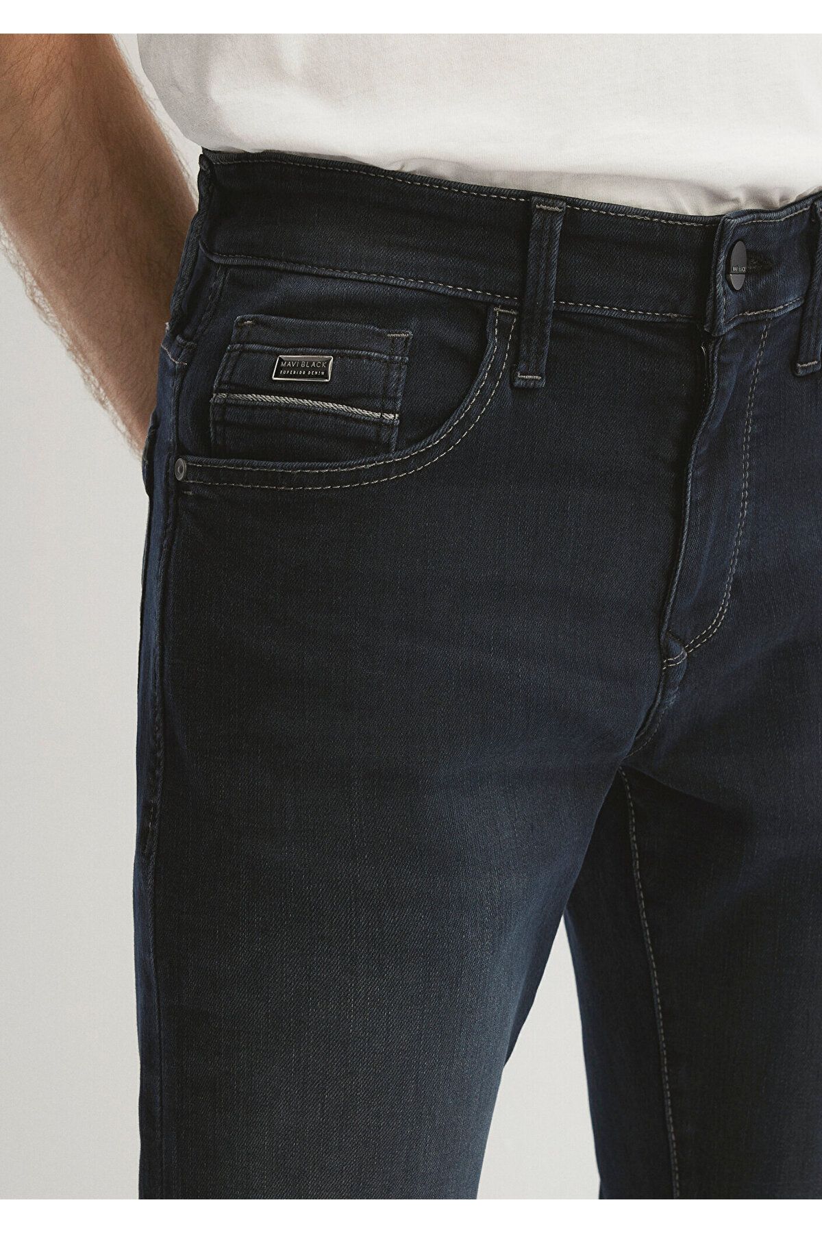 Mavi-James Hazy Ink Jet Black Jean Trousers 0042426976 6