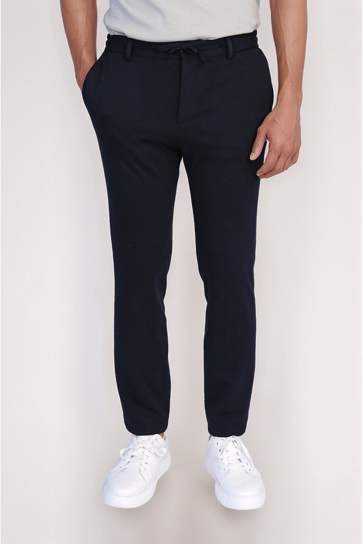 Velvarde JOGGER KENDİNDEN KOMPLE KEMERLİ TEK PANTOLON NAVY