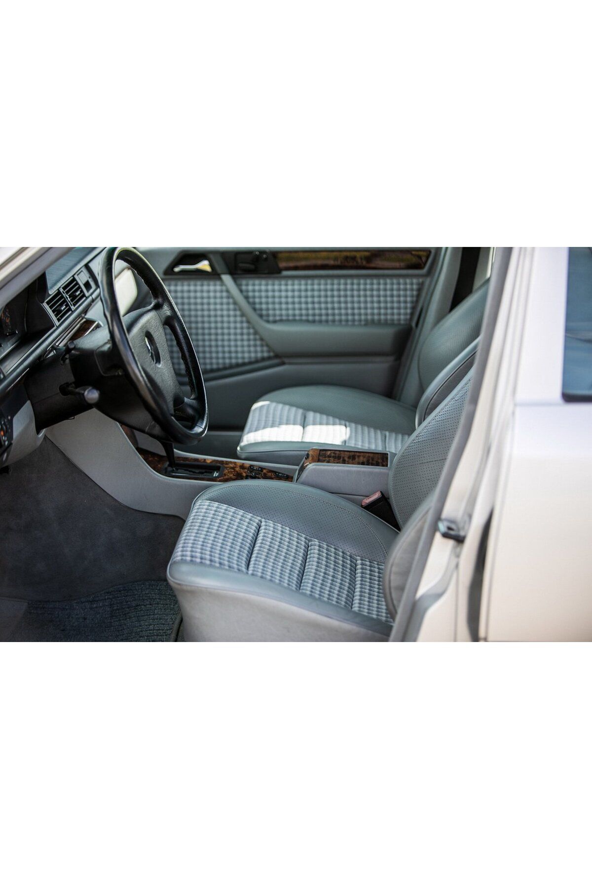 Berryka Mercedes W124 Sportline Oto Döşemelik Kumaş 2024 Sünger Laminesiz