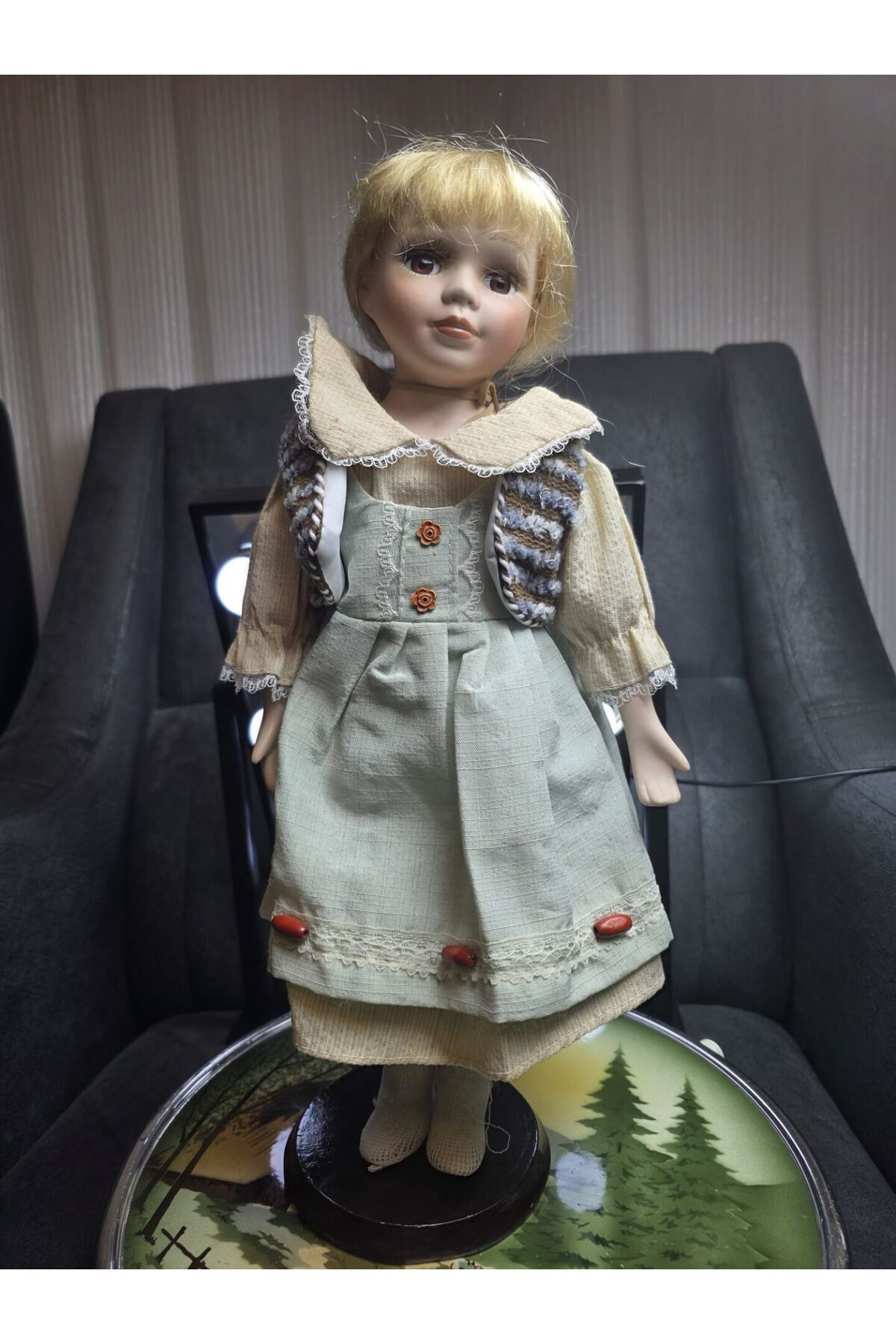 Hollanda Marka Standlı Porselen Bebebek 42x18 Boyut