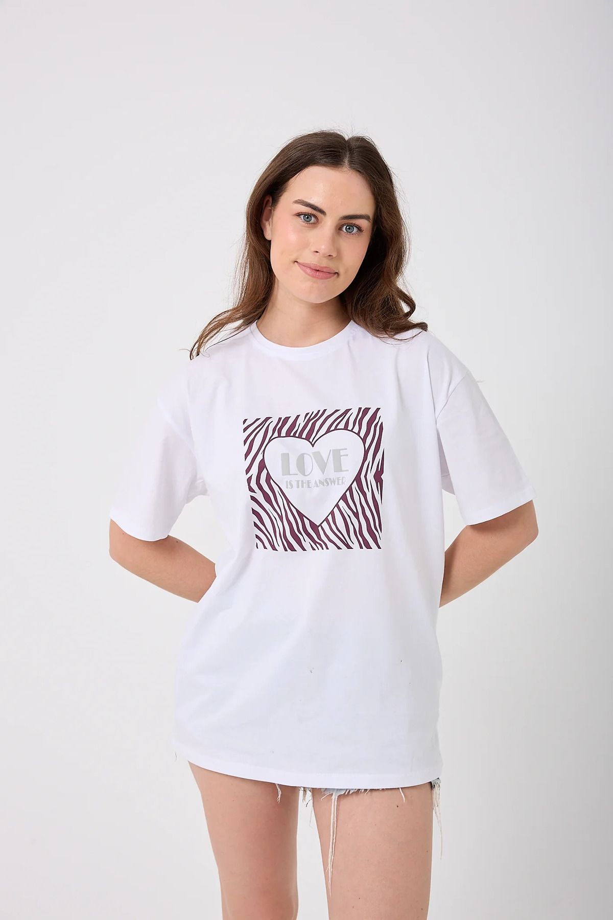 sernoy lomera SL4619 - Oversize LOVE IS THE ANSWER Yazı Baskılı T-Shirt