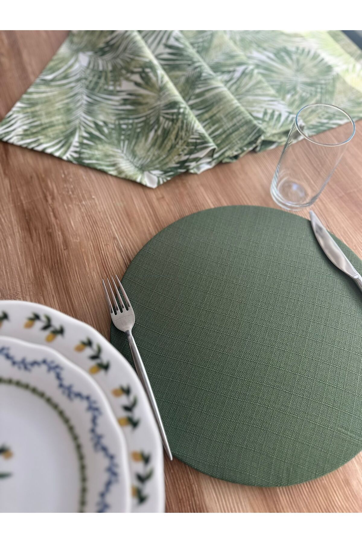 TUA HOME Palm Verde %100 Pamuk 6’lı Amerikan Servis + 1 Runner Takımı – Kontrplak Supla – El İşçiliği