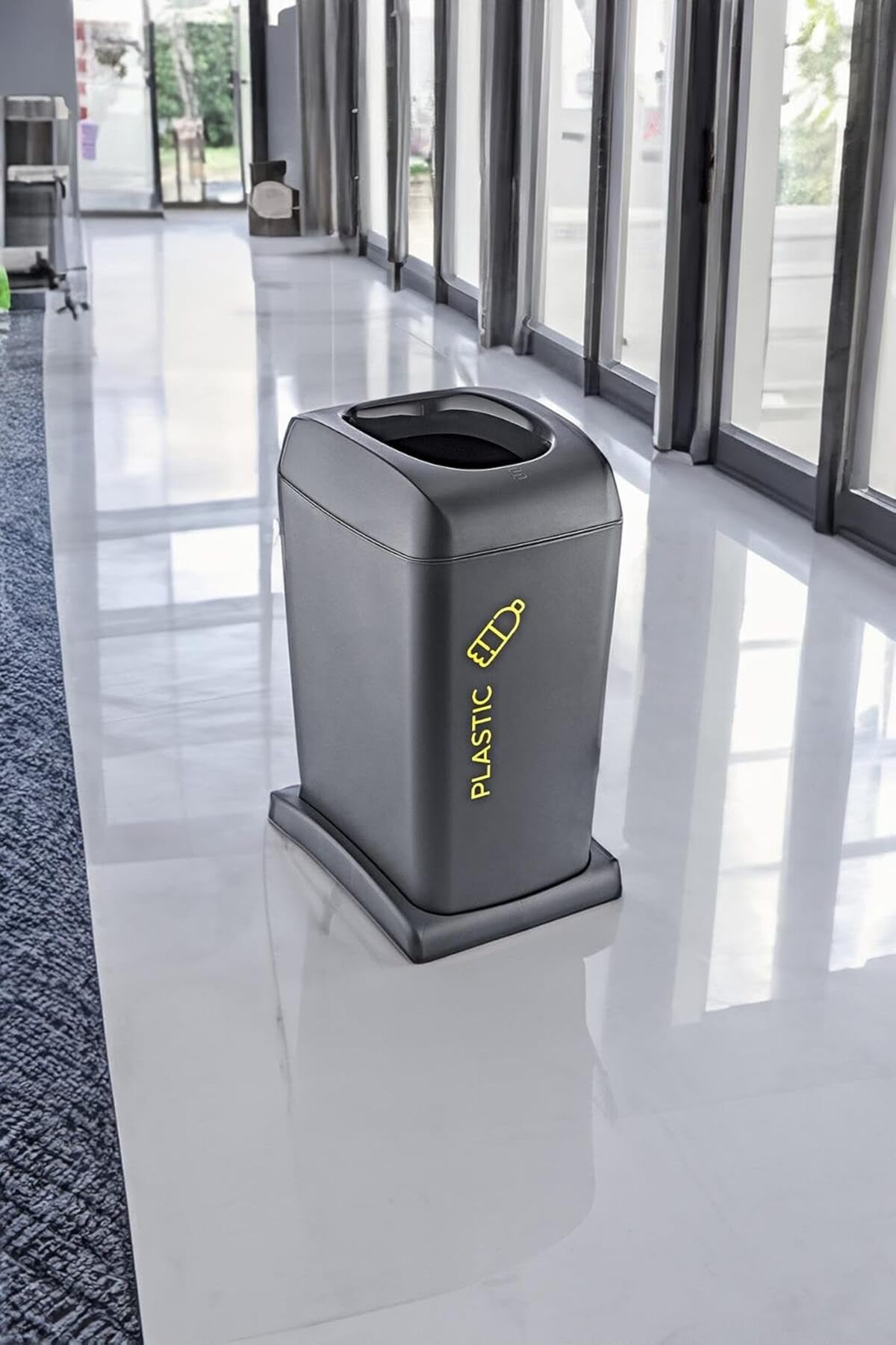 Mena Rise Soft Tekerlekli Plastik Geri Dönüşüm Kutusu 40 LT ANTRASİT 1064272