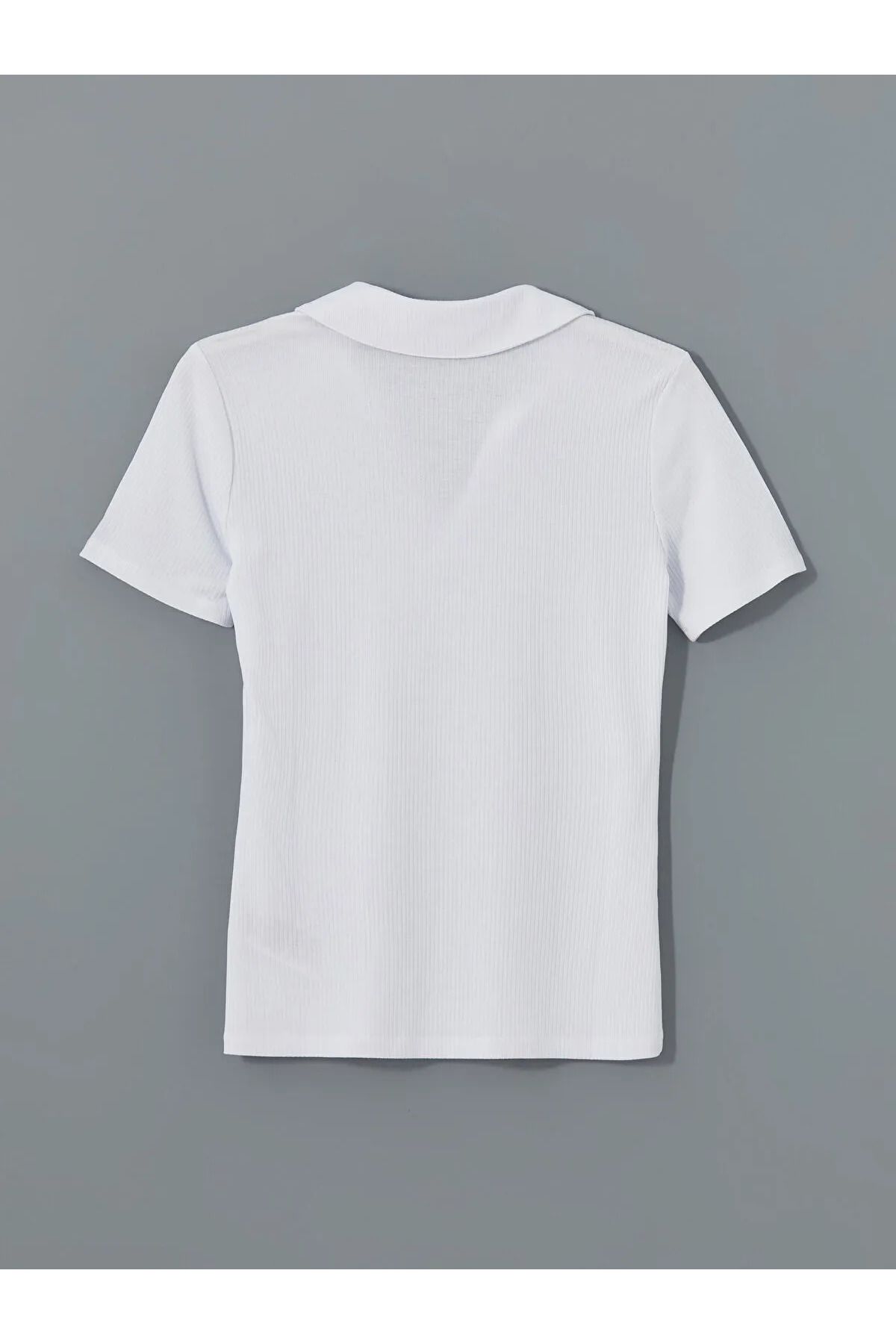 LC Waikiki Polo Yaka Kadın Tişört