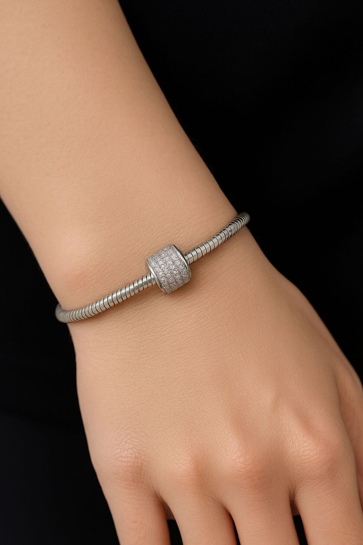 BY YASİN TOPÇU Zirkon Pave Küp Yılan Zincir Bileklik (18cm)
