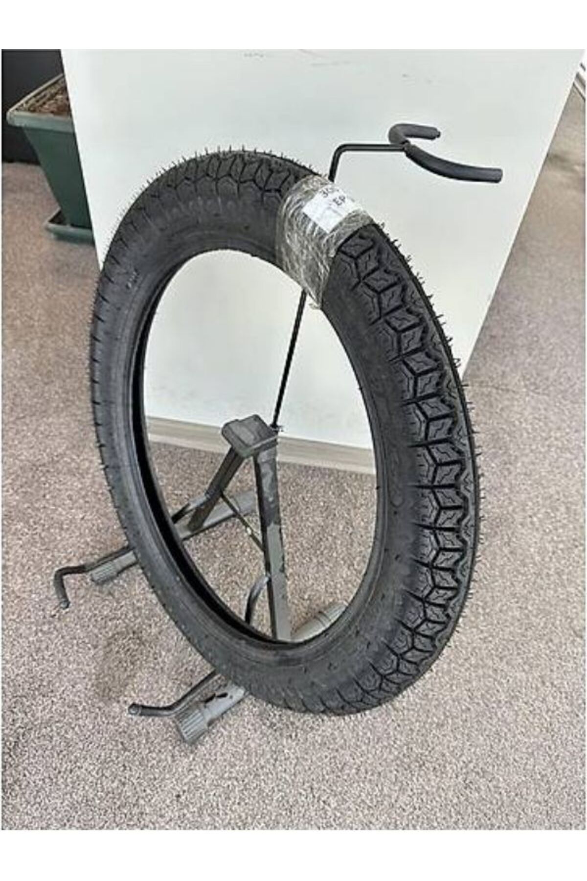 IRAN YASA TIRE&RUBBER RKS 125, FALCON, ARORA AR, HONDA CBF, 300-18 TT Tubetype Lastik