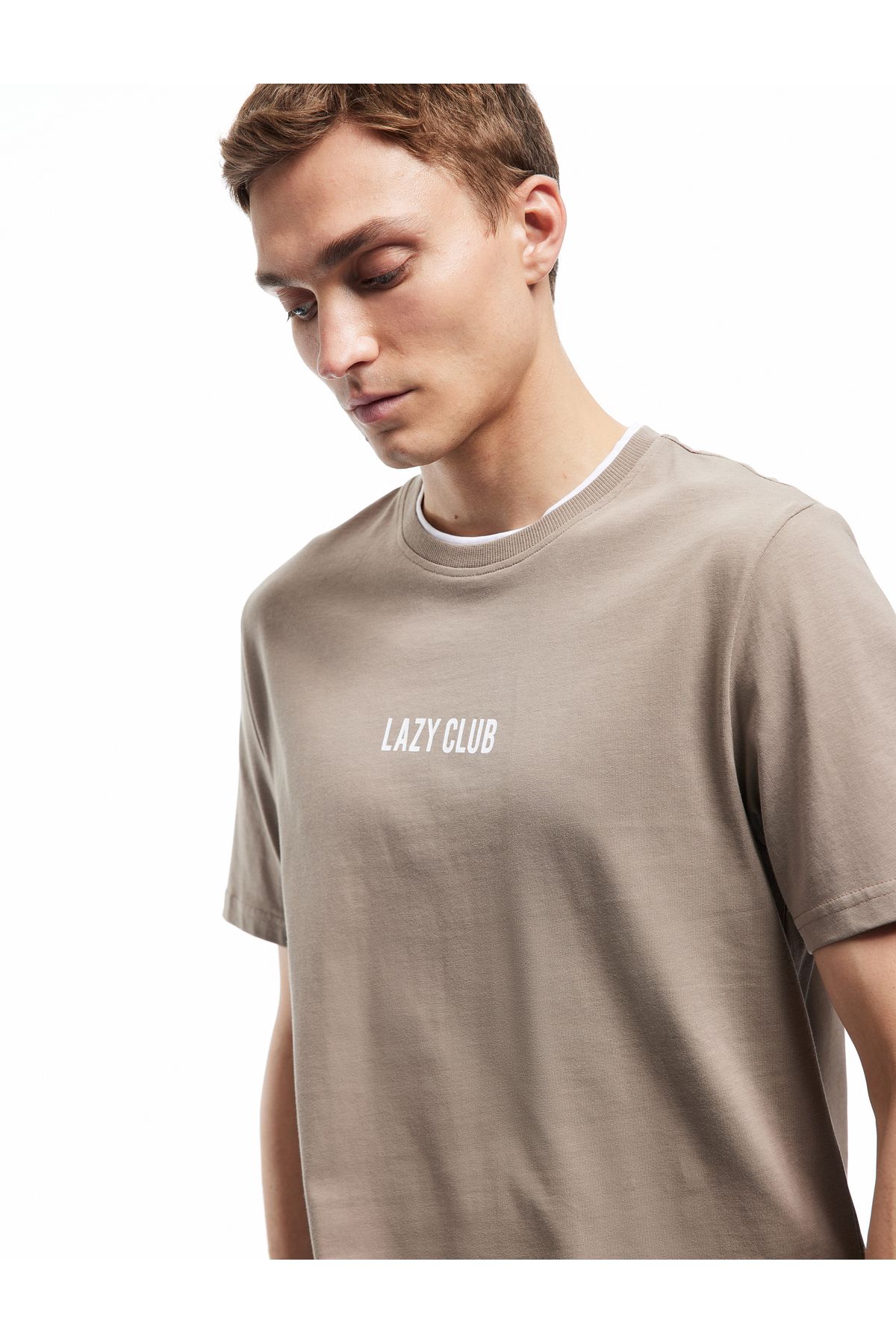 Koton Kısa Kollu Regular Fit Bisiklet Yaka Renk Kontrastlı Pamuklu Baskılı Tişört