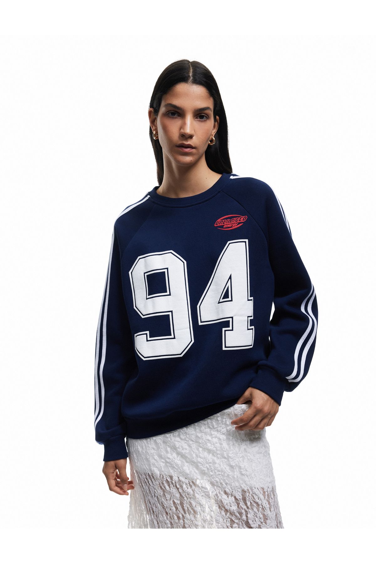 Koton Pamuklu Şardonlu Biyeli Uzun Kollu Bisiklet Yaka Baskılı Sweatshirt
