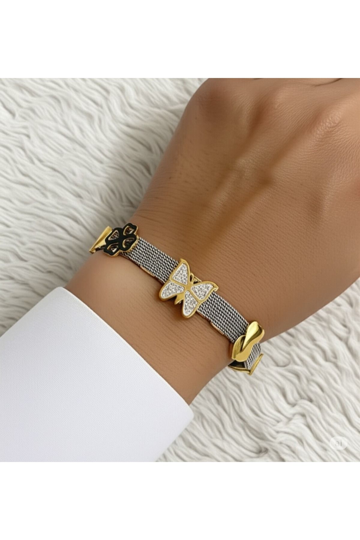 FAMEMUS ACCESSORY Kadın Metal Kordonlu Kelebek ve Yonca Detaylı Bileklik