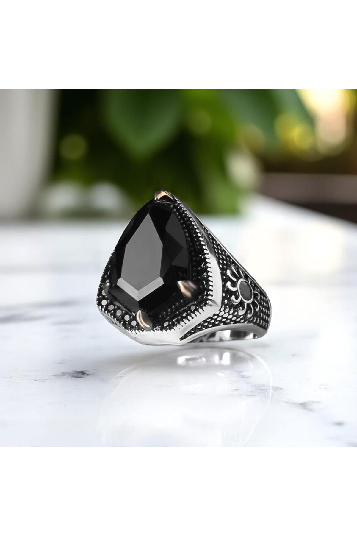 Asteria Jewelry Siyah Zirkon Taşlı Gümüş Yüzük