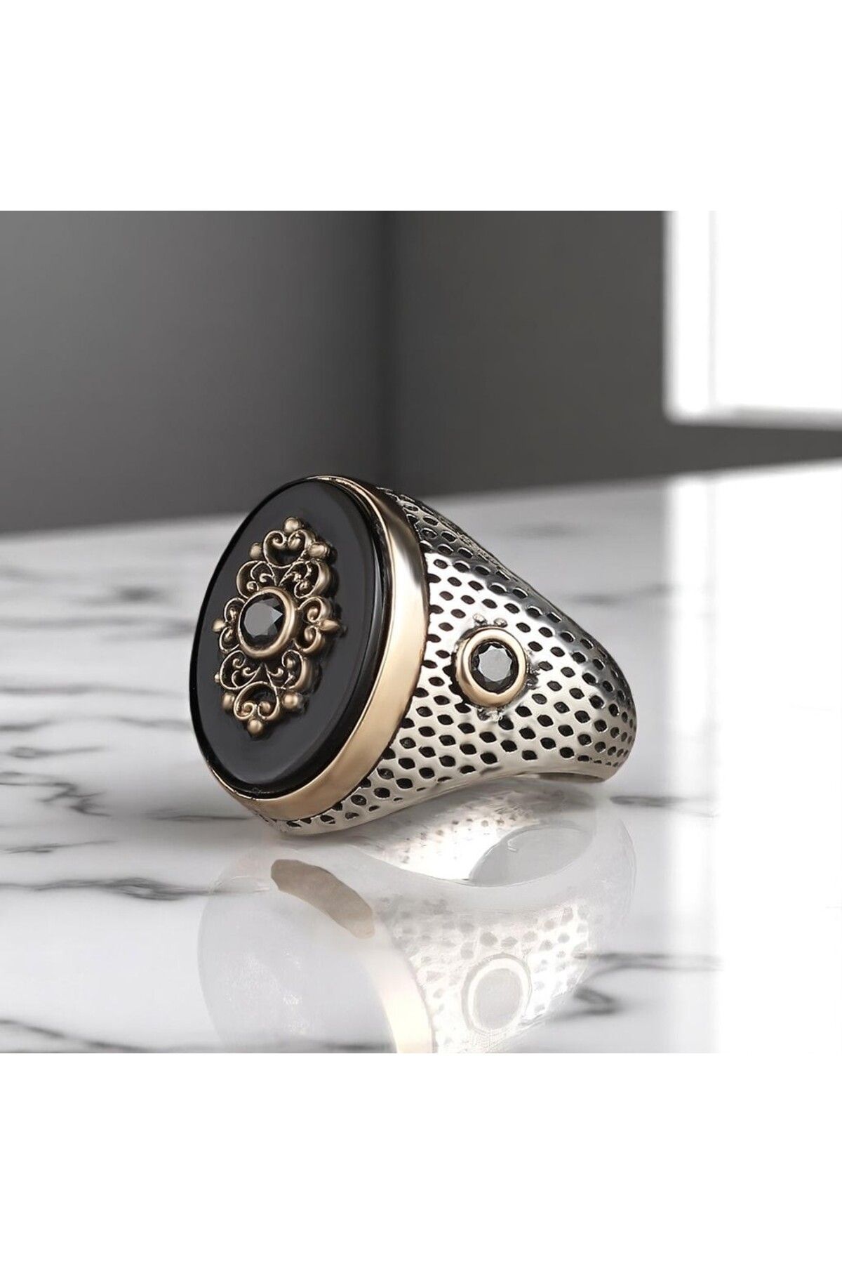 Asteria Jewelry İşlemeli Oniks Taşlı Gümüş Yüzük