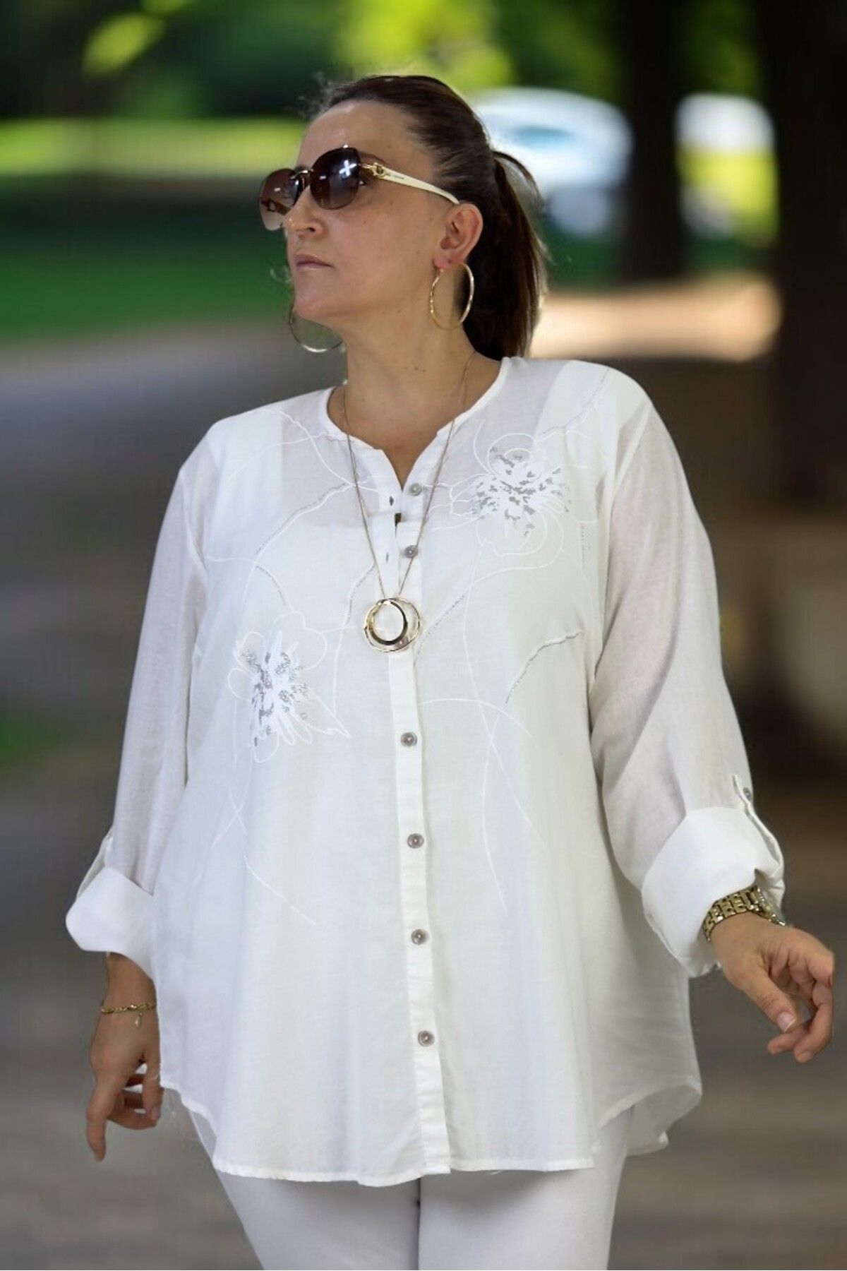 yagmurberen-Front Button Embroidered Flower Pattern Judge Collar Folding Sleeve Flaming Linen Large Size Shirt 4