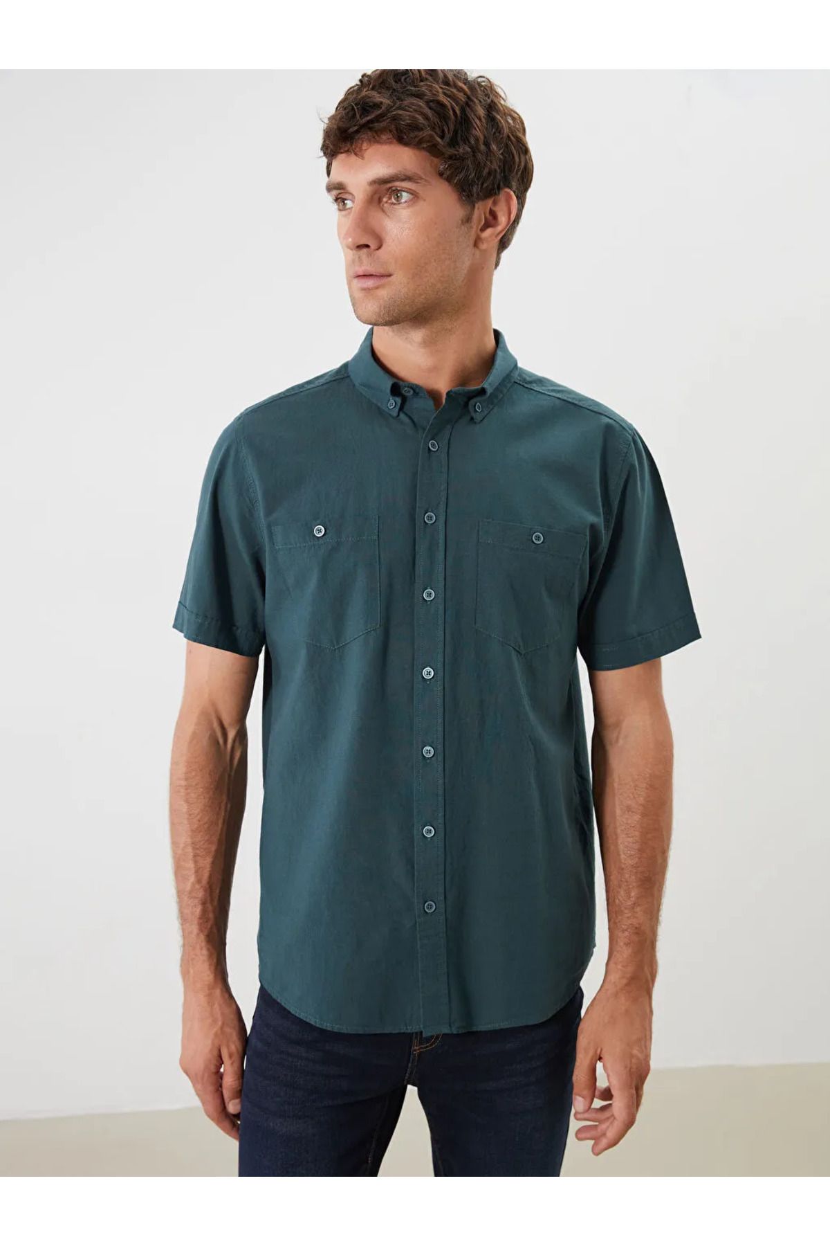 LC Waikiki LCWAIKIKI Classic Yeşil Regular Fit Kısa Kollu Keten Görünümlü Erkek Gömlek