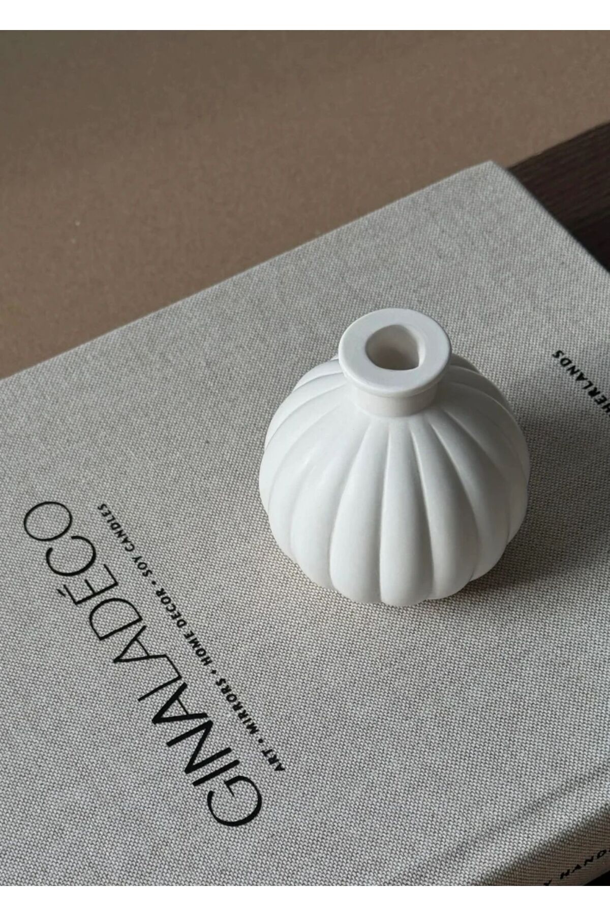 Gülce Sanat Dekoratif Minimal Vazo
