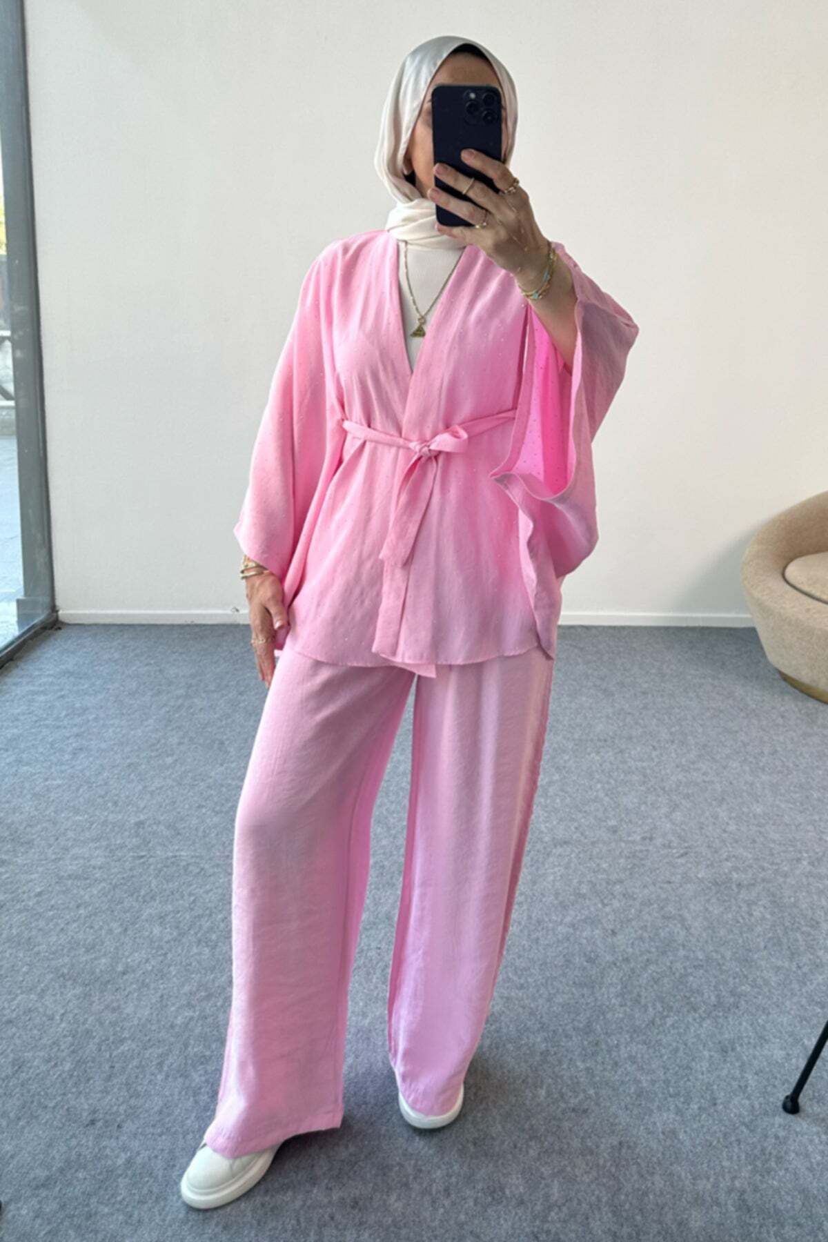 Hatun Atila Kimono Kesim Kuşaklı ve Taş Detaylı Takım 5212 - Pembe