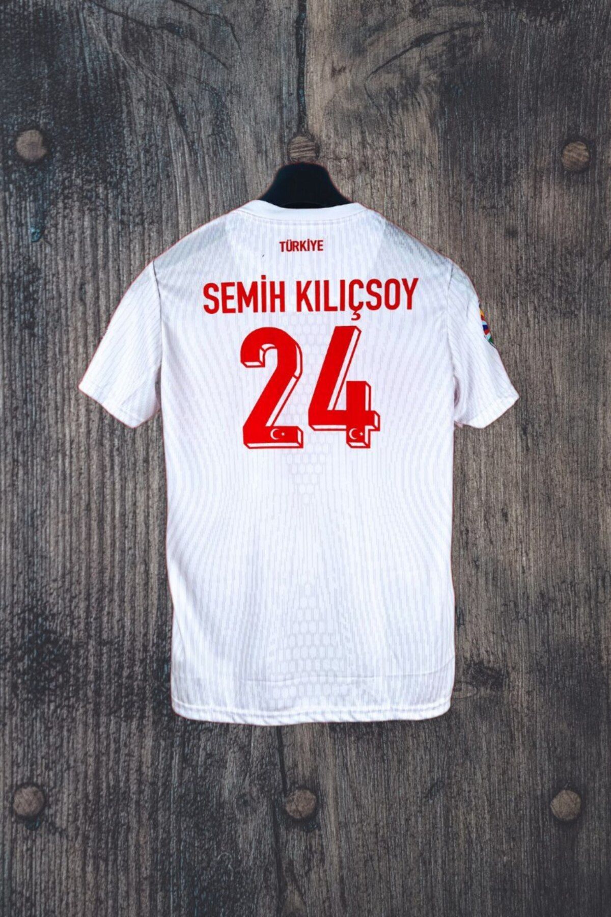 FAMİLYSTAN TÜRKİYE 2024/25 BEYAZ SEMİH KILIÇ SOY YETİŞKİN FORMASI