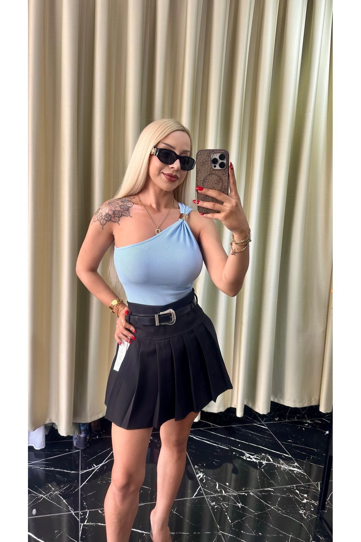 Dilara Kavraal Butik Pileli Mini Etek