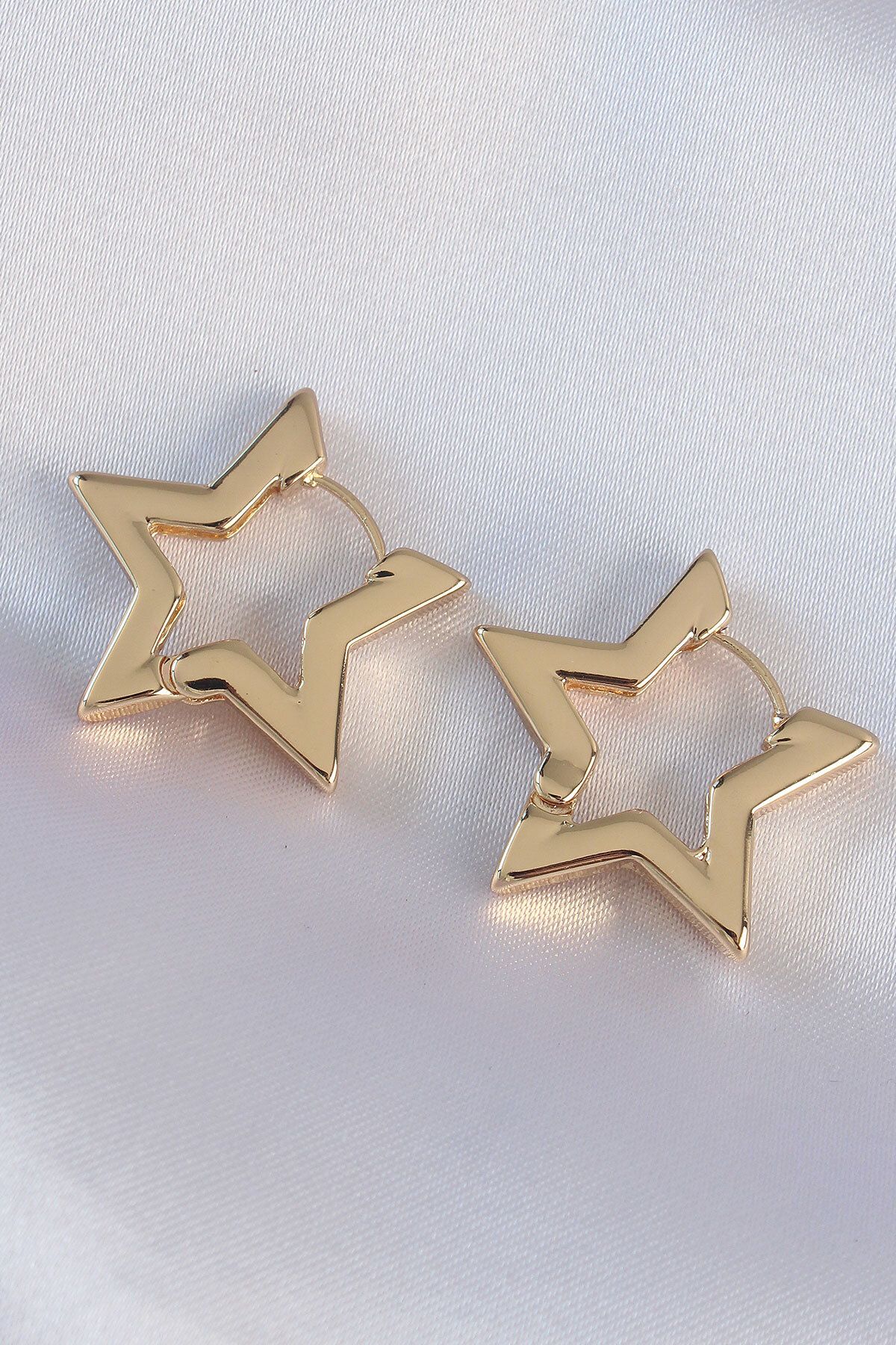 MBB ETİCARET Pirinç Gold Renk Yıldız Küpe - TJ-BKP8982